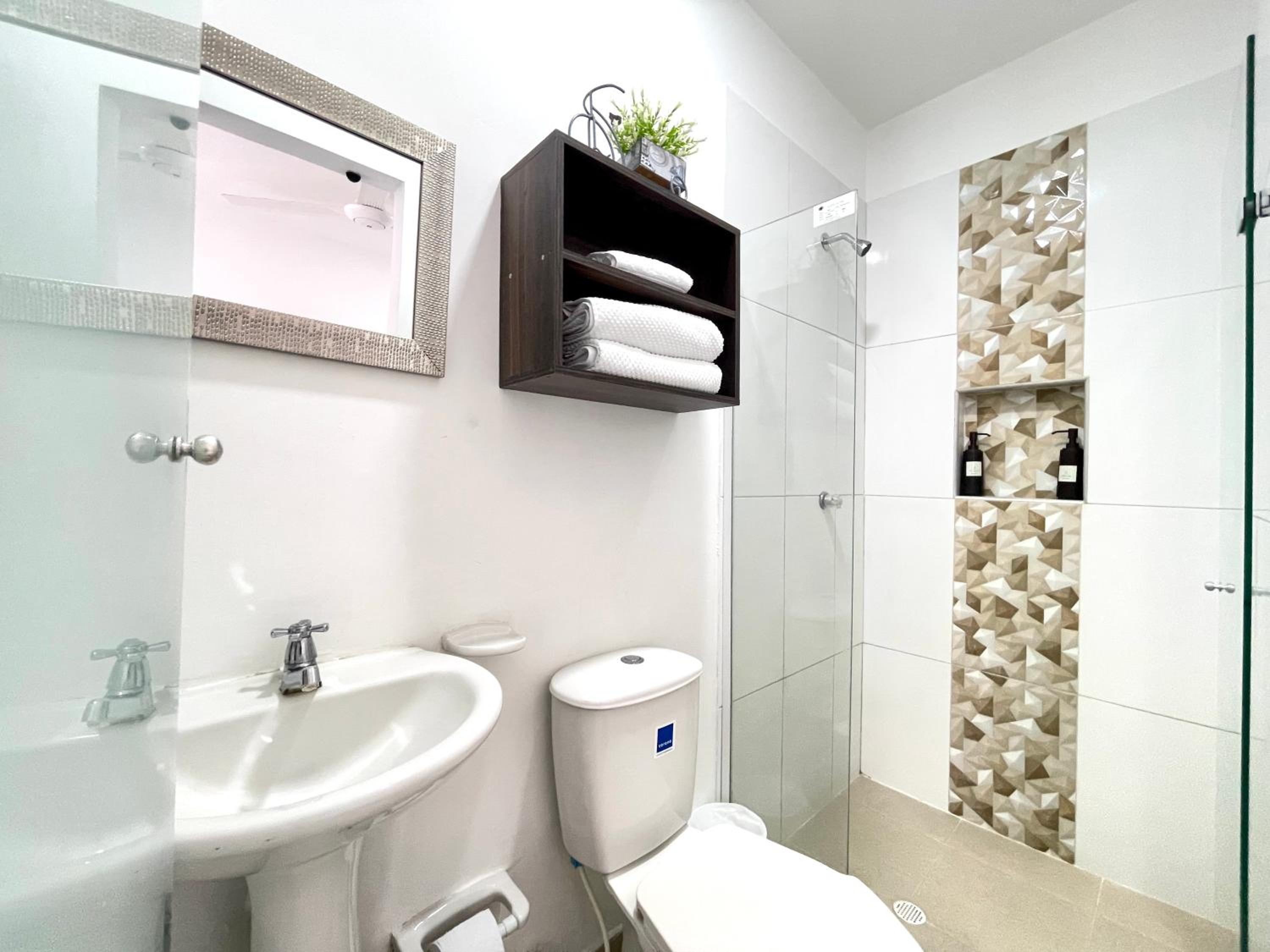 One-Bedroom Apartment photo 2
