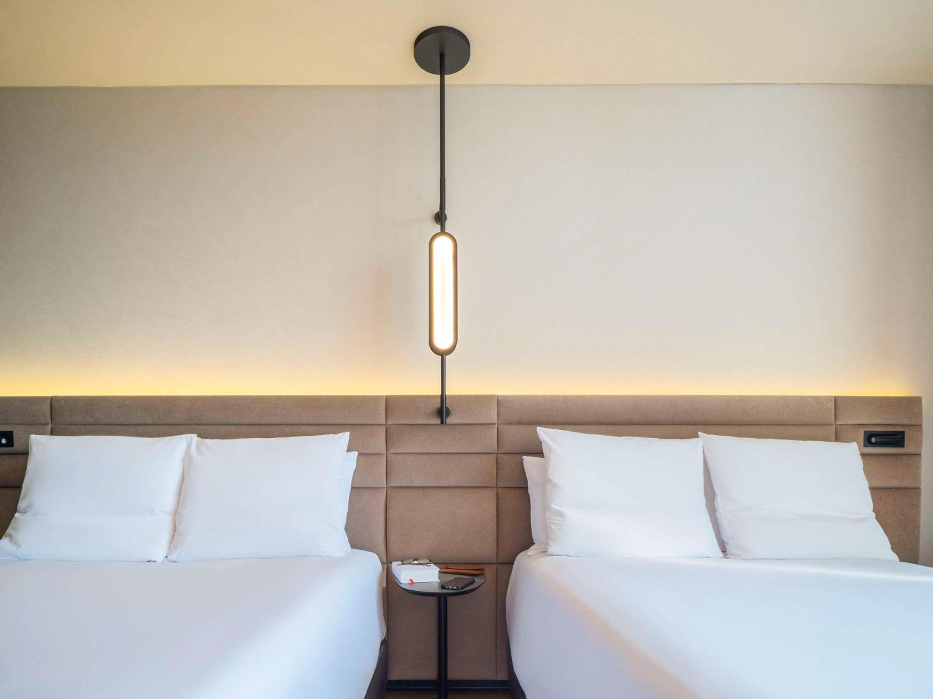 Superior Double Room with Two Double Beds - Photo 6