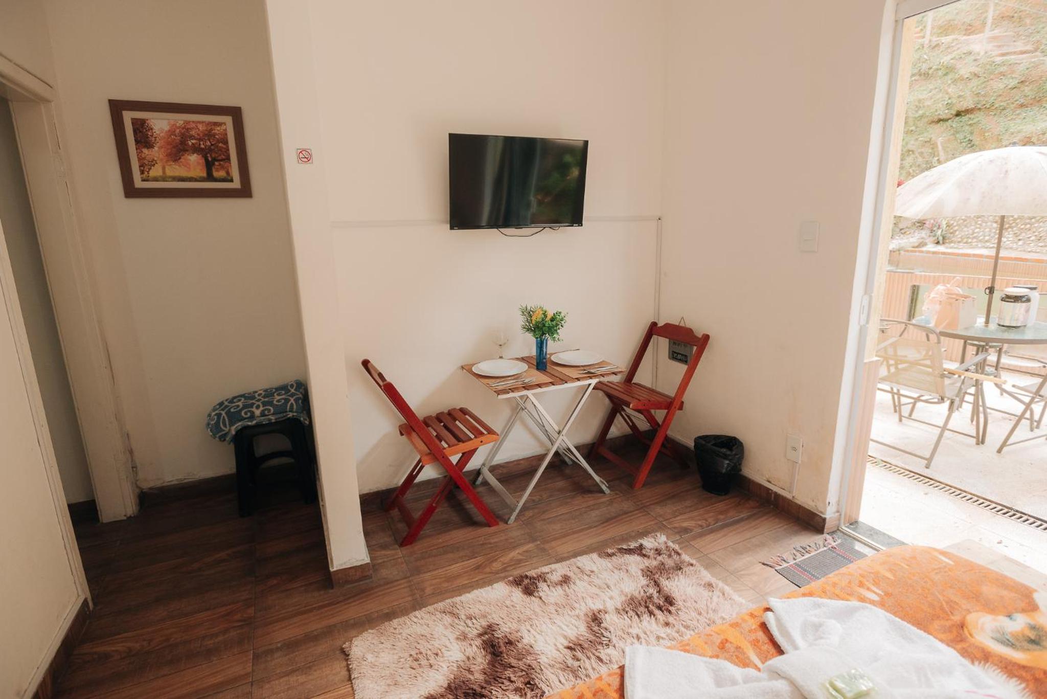 Double Room - Photo 7