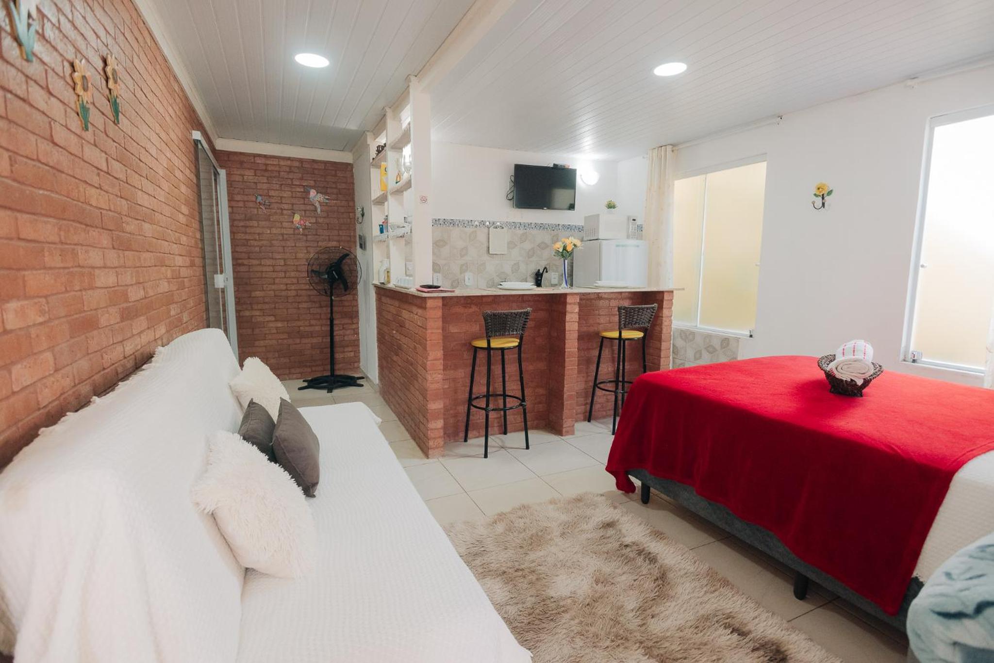 Family Room - Photo 10