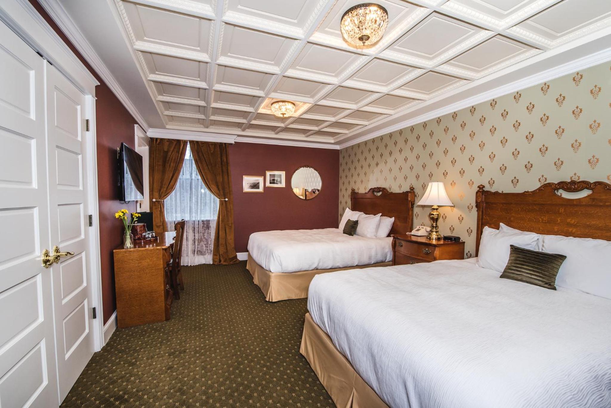 Queen Room with Two Queen Beds