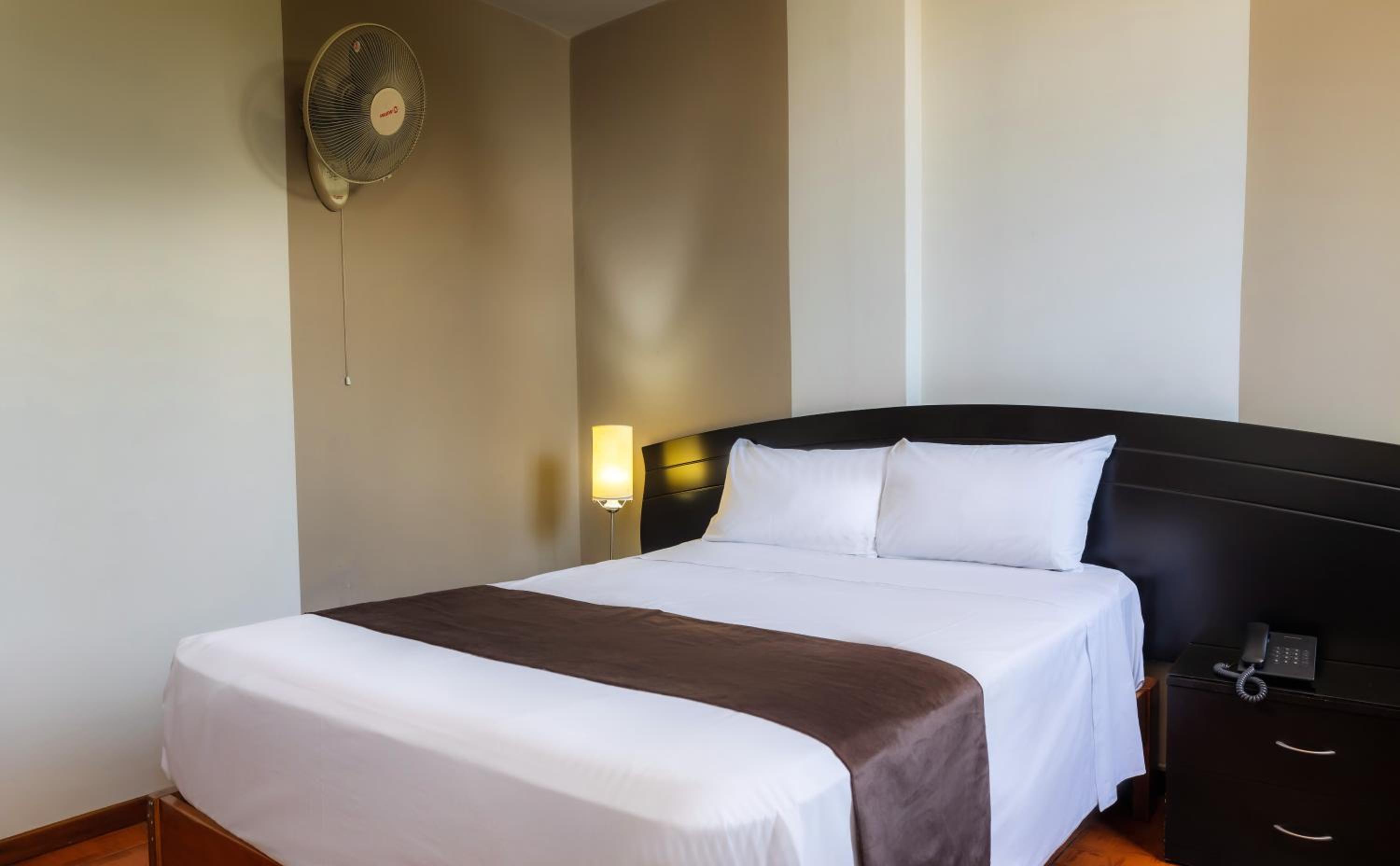 Single Room photo 2