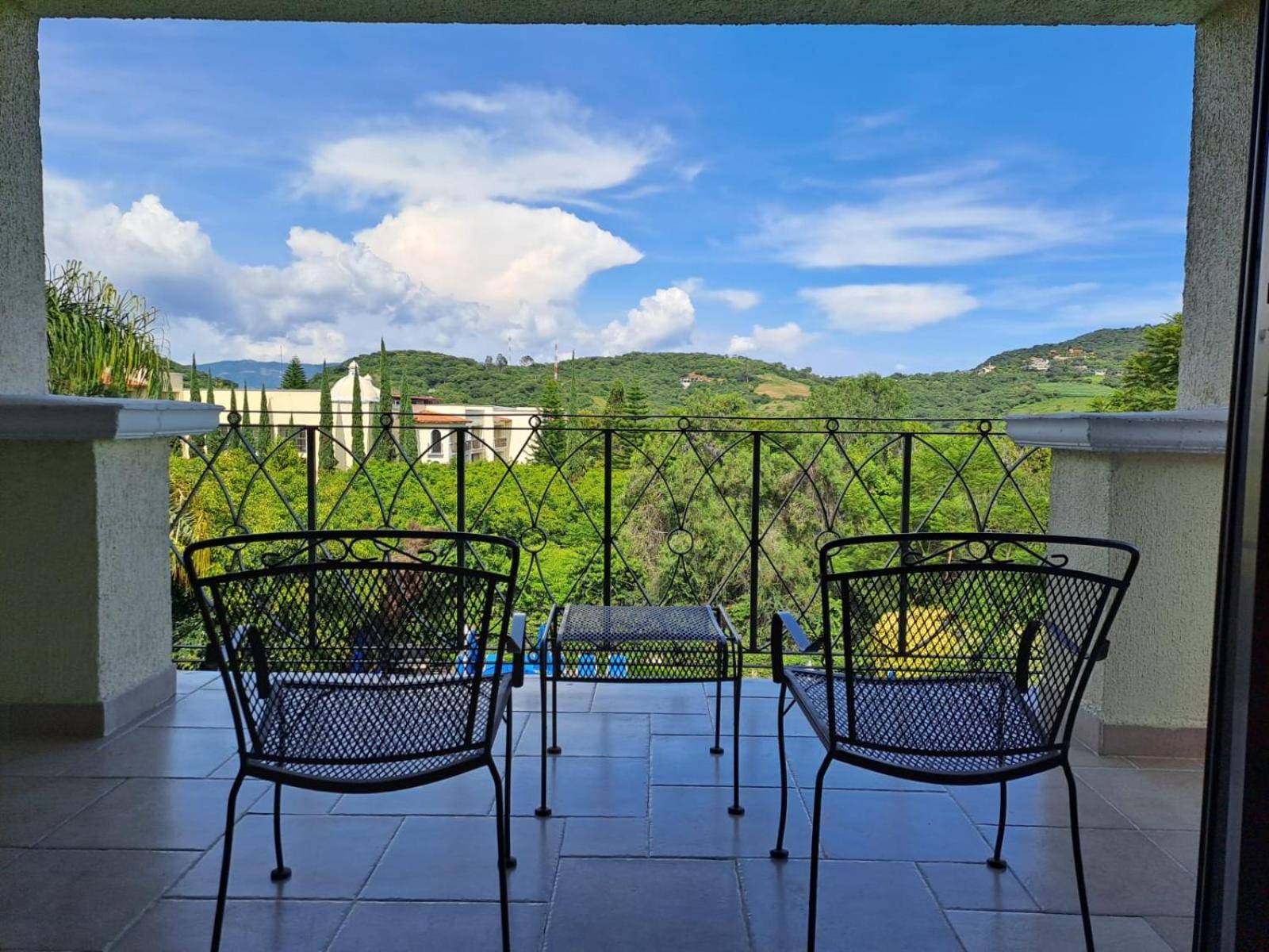 Guest Room, 2 Queen, Mountain View, Balcony photo 2