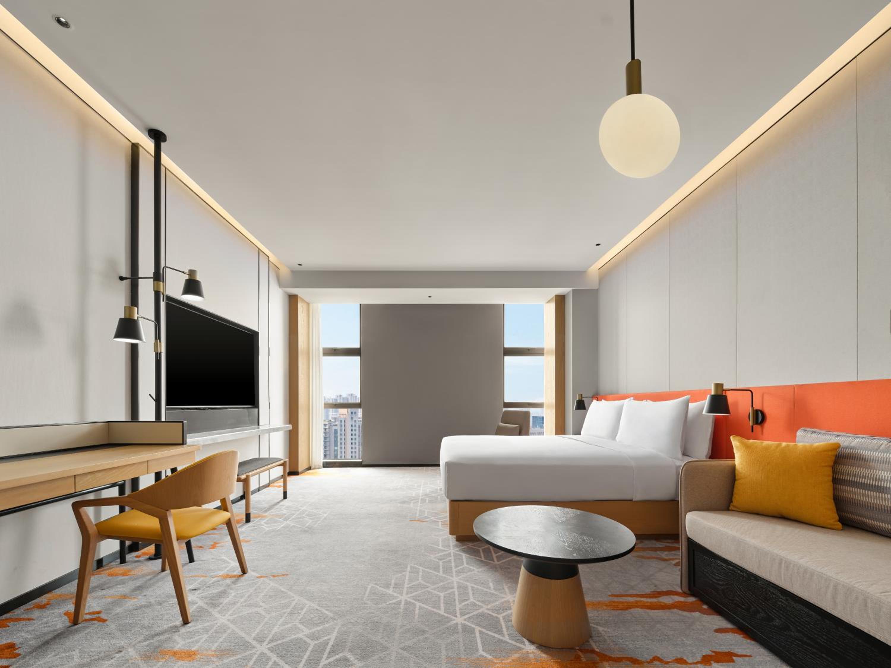 King Guest Room - Photo 3