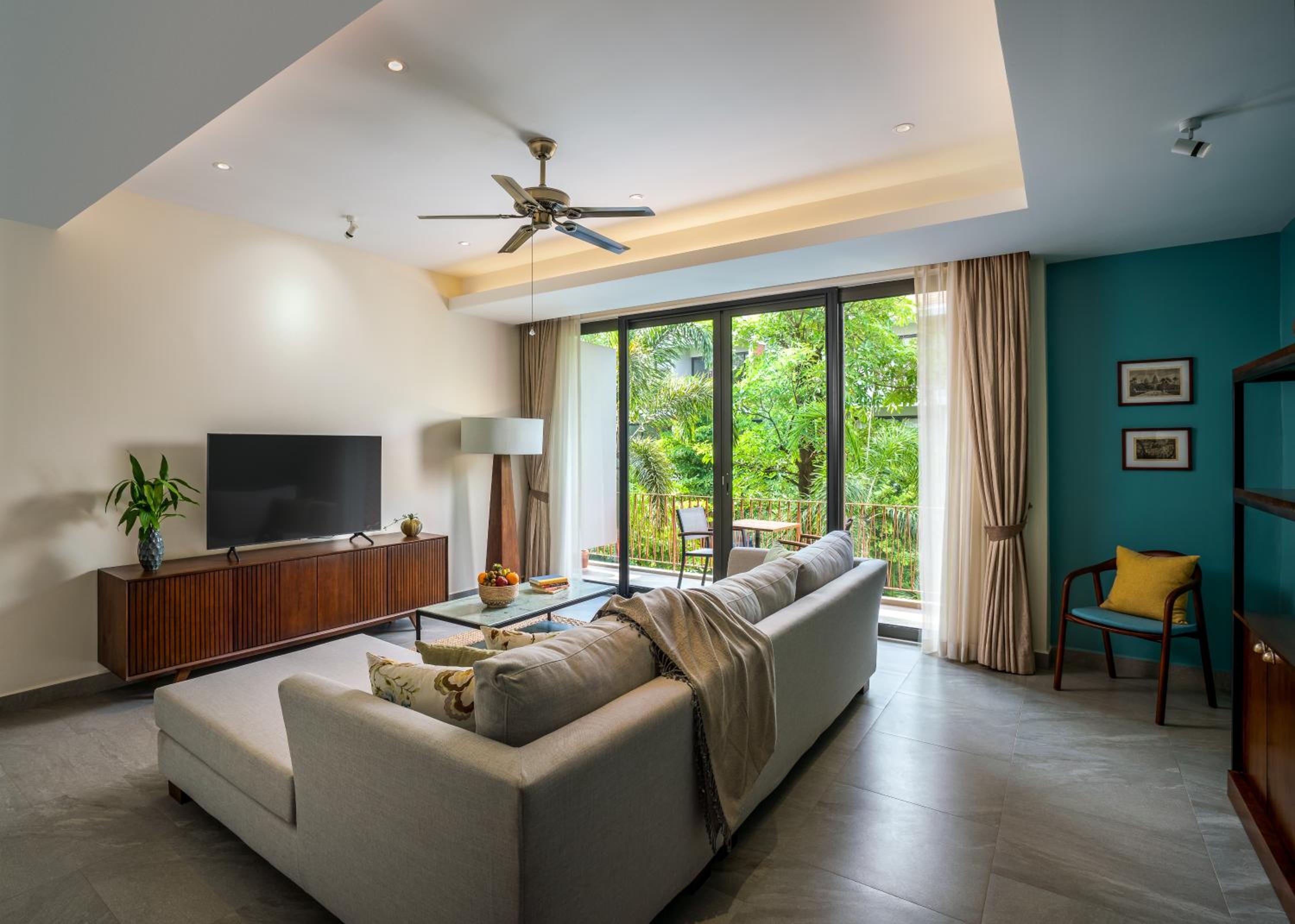 Five Bedrooms- The Royal Suite - Photo 9