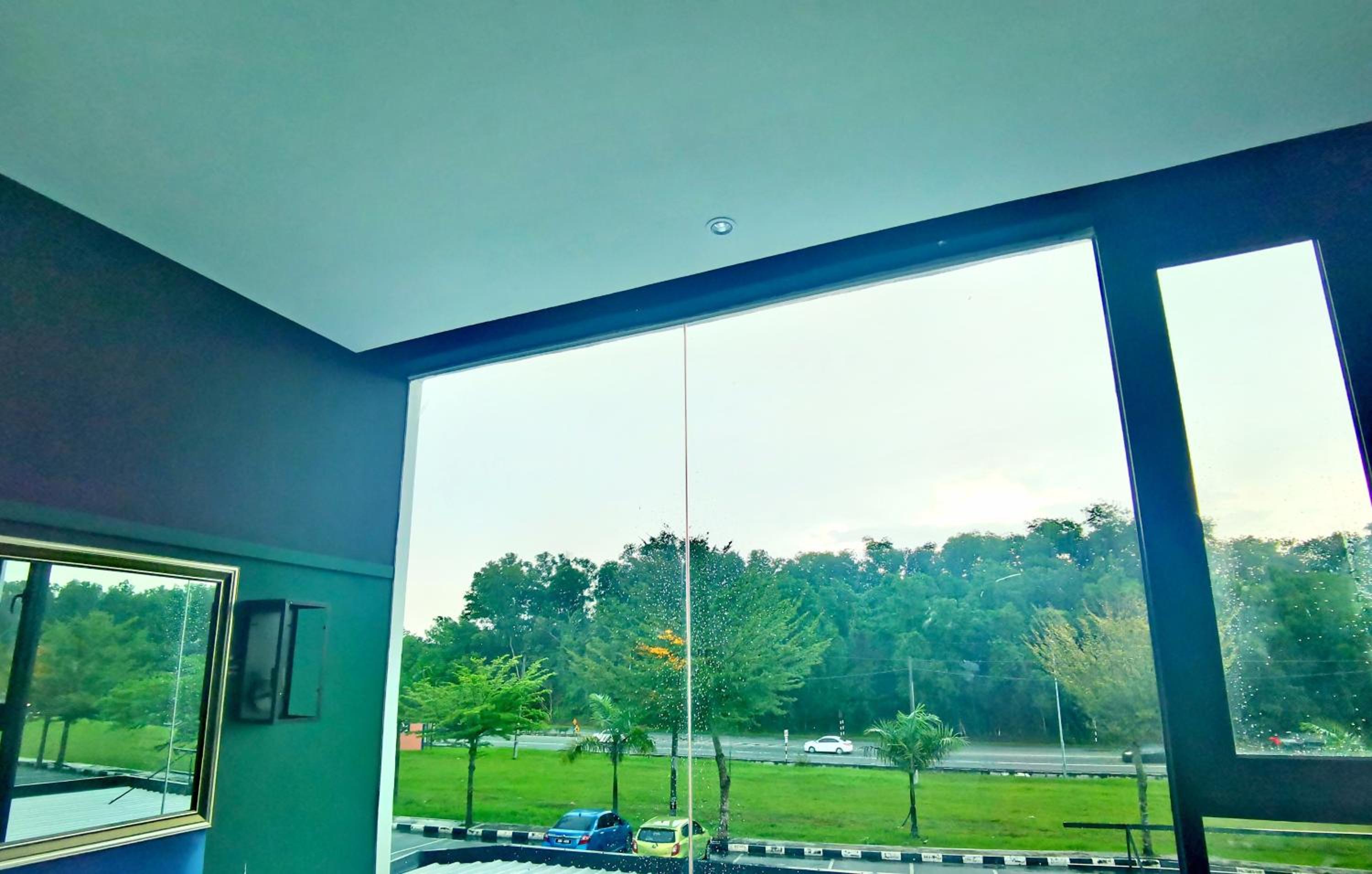Deluxe Twin Room - Photo 2
