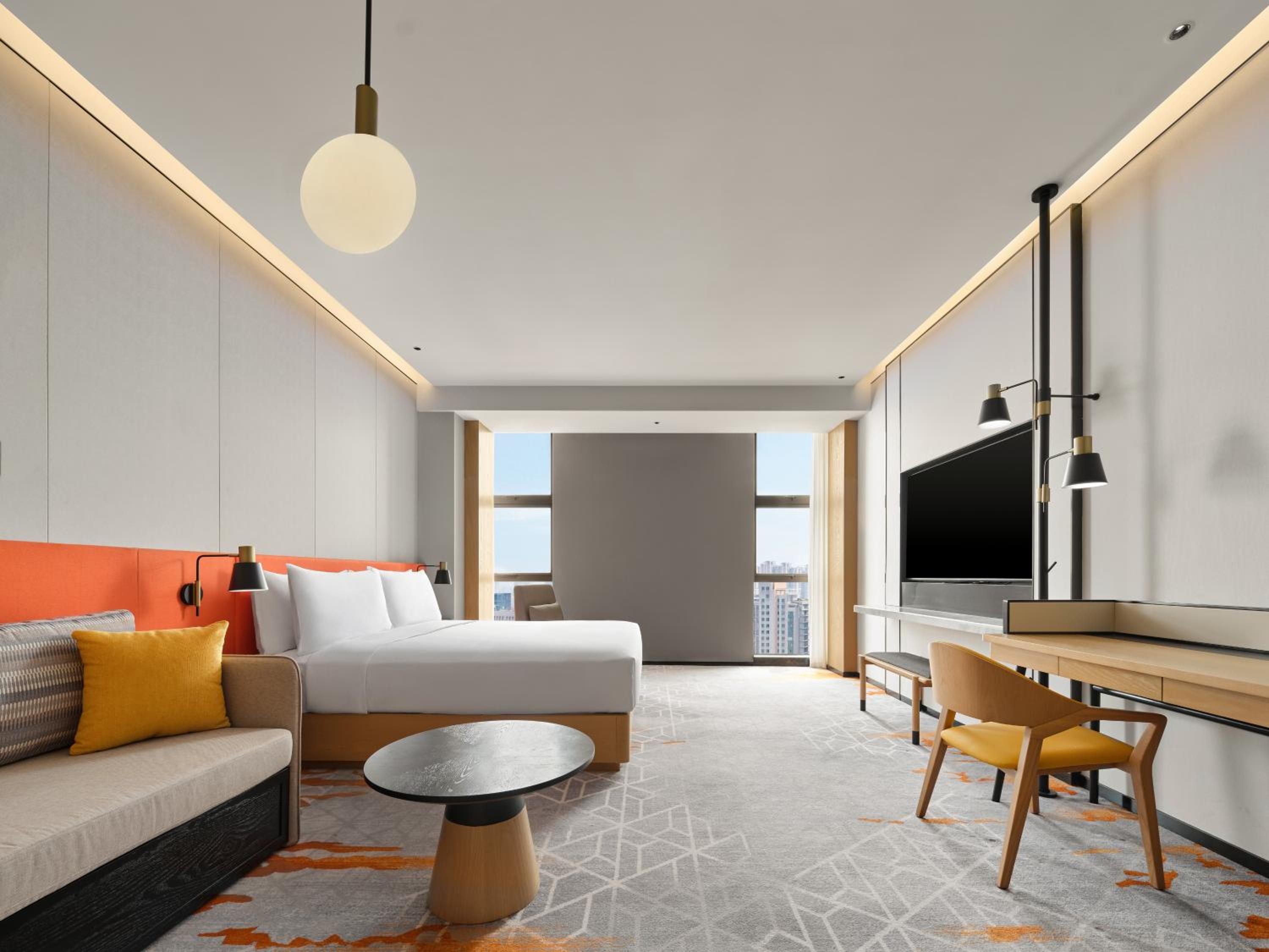 King Guest Room - Photo 1