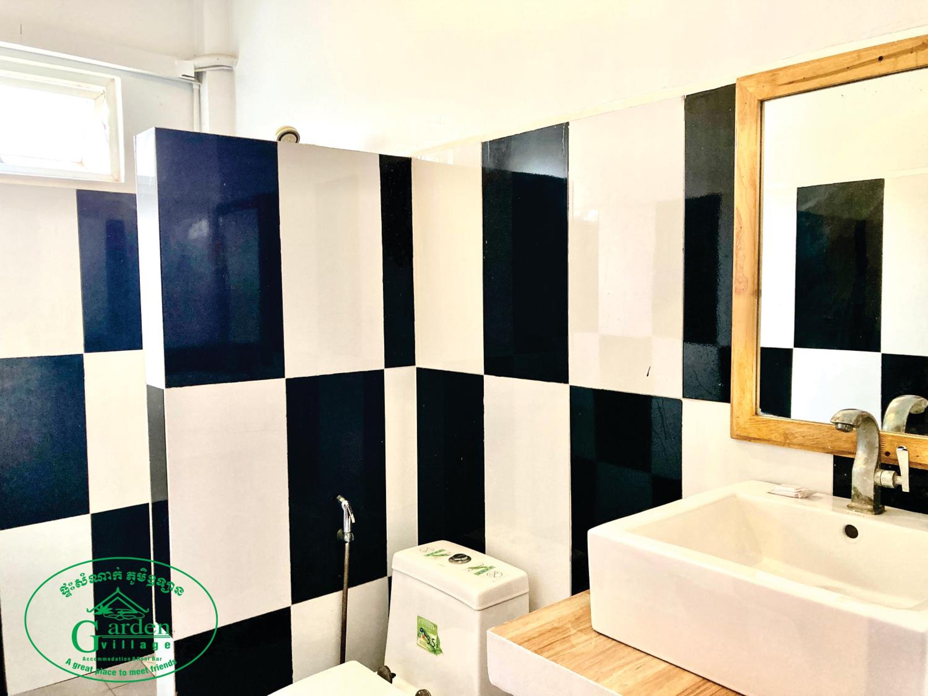 Standard Single Room - Photo 5