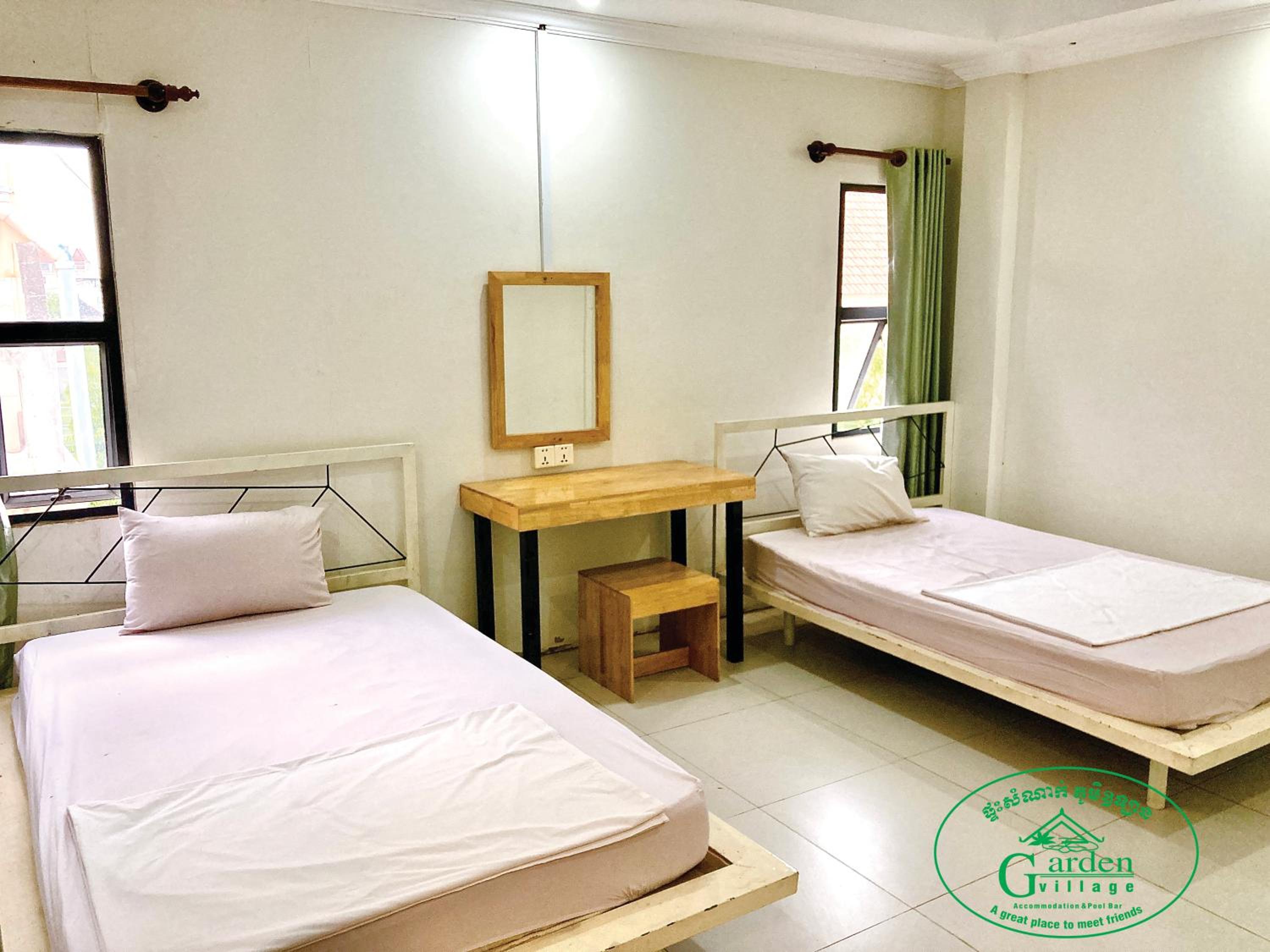 Budget Twin Room - Photo 1