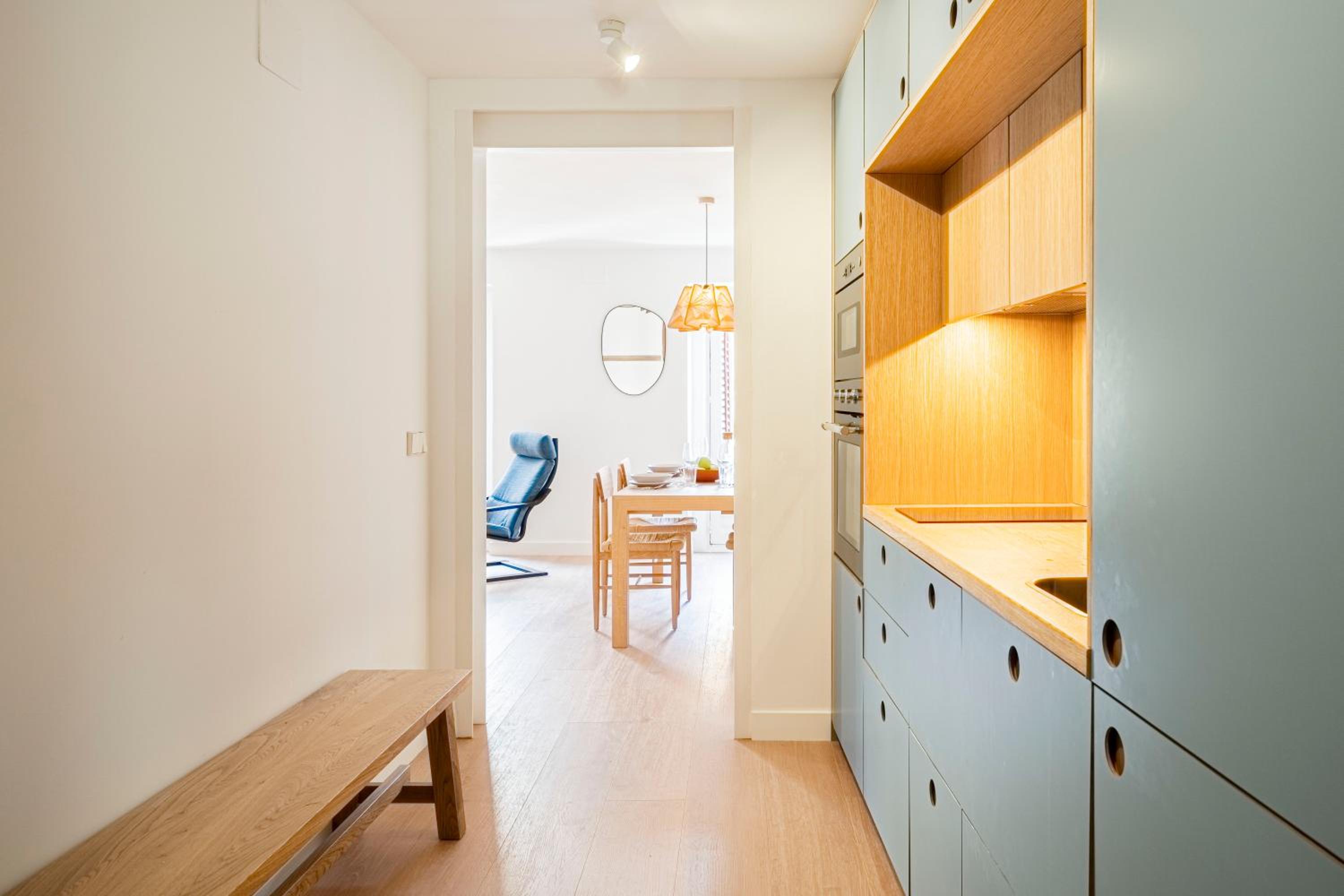 One-Bedroom Apartment photo 2