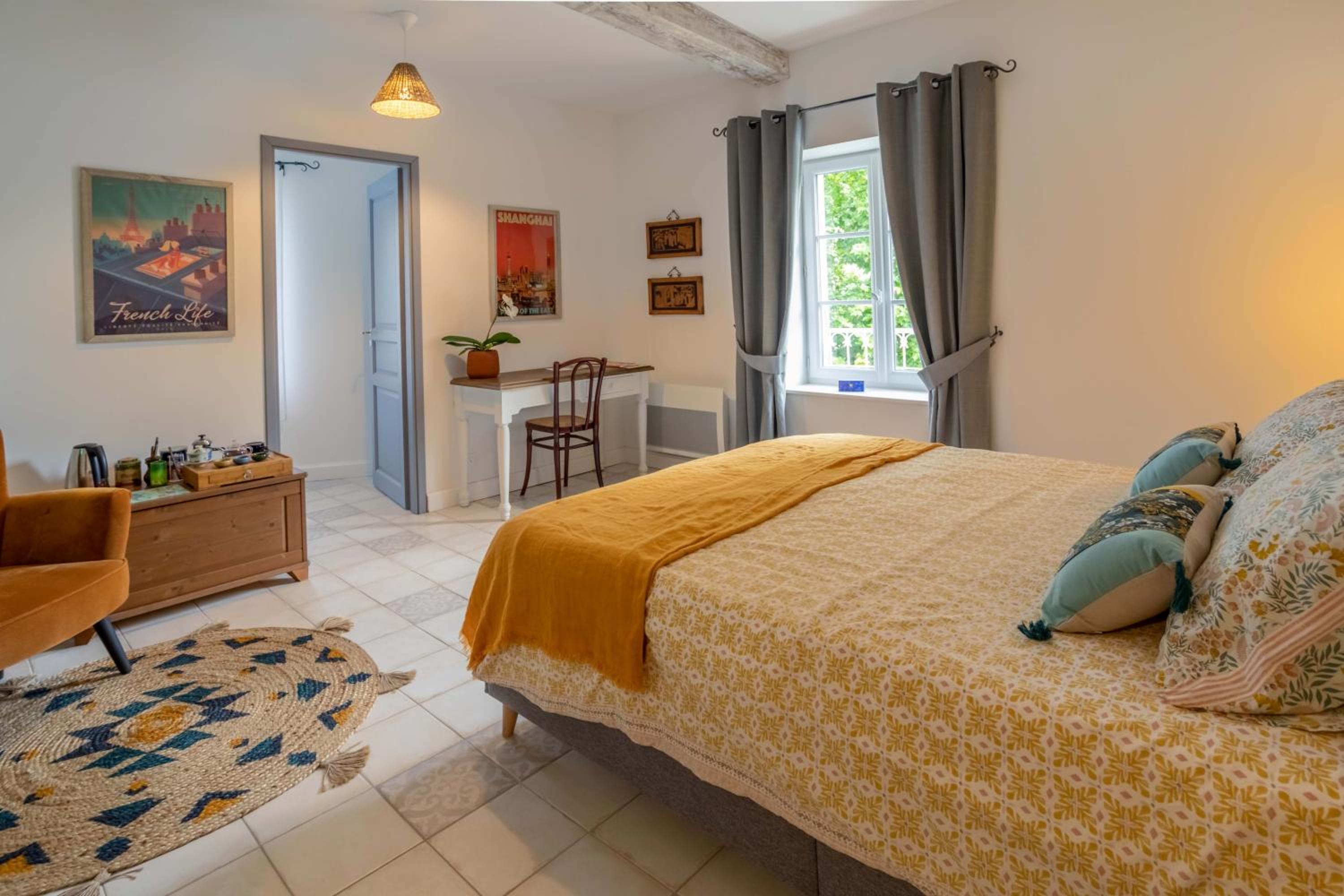 Deluxe Double Room with Shower - Photo 1