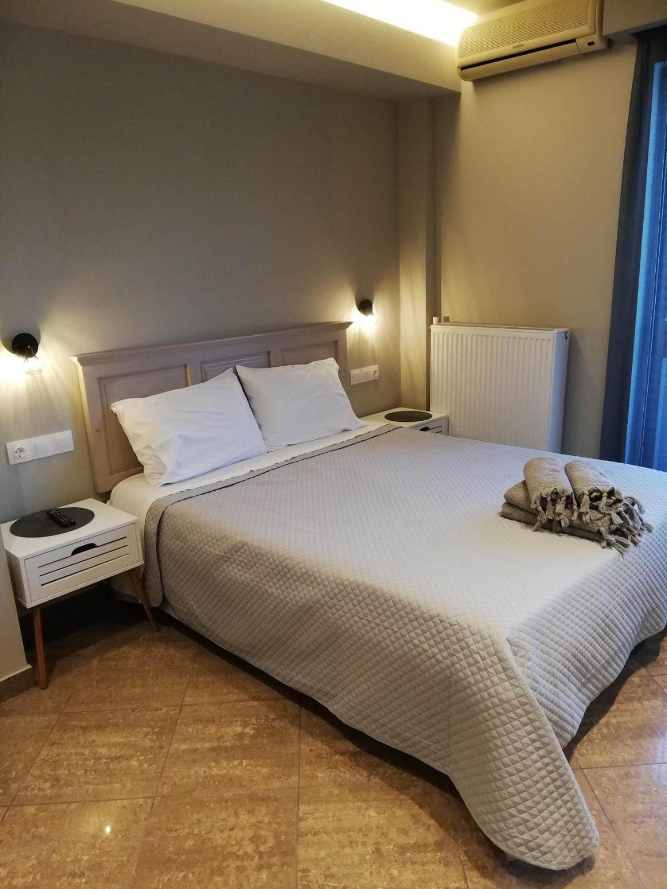 Deluxe Double Room with Sea View photo 2