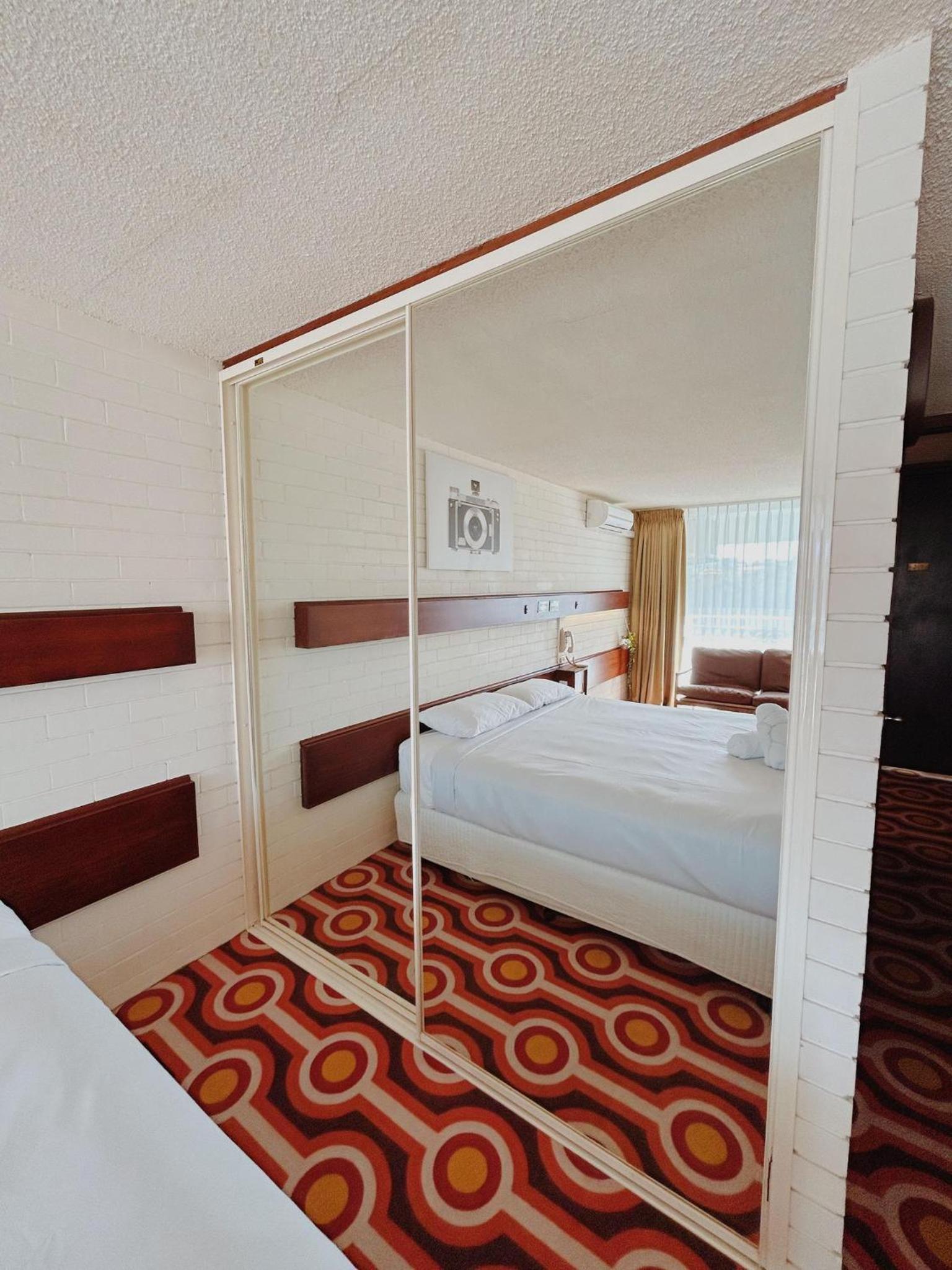 Deluxe Double or Twin Room(Smoking Terrace) - Photo 7