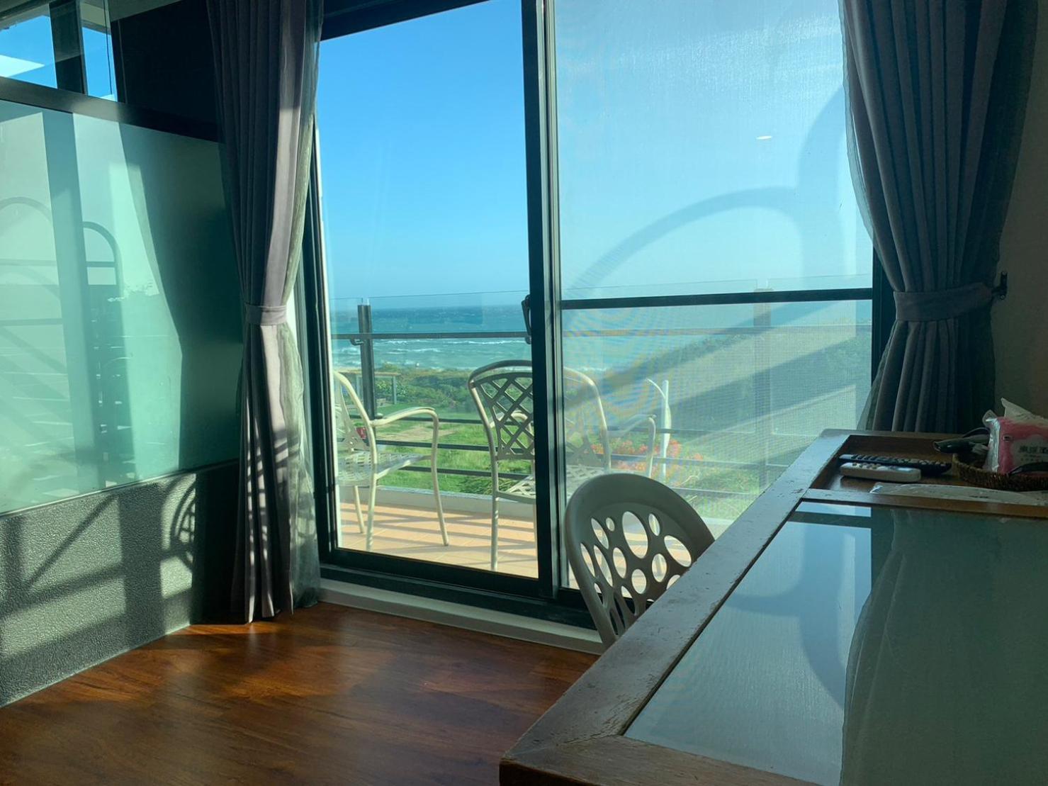 Double Room with Balcony and Sea View photo 2