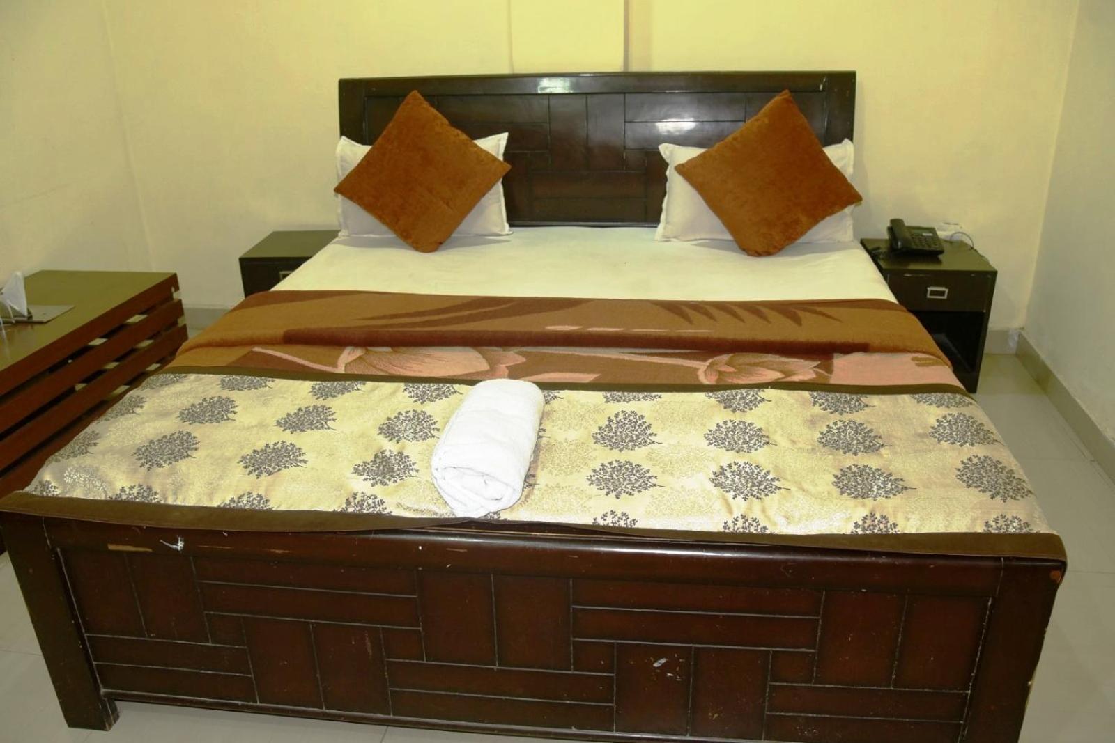 Standard Double Room with Fan