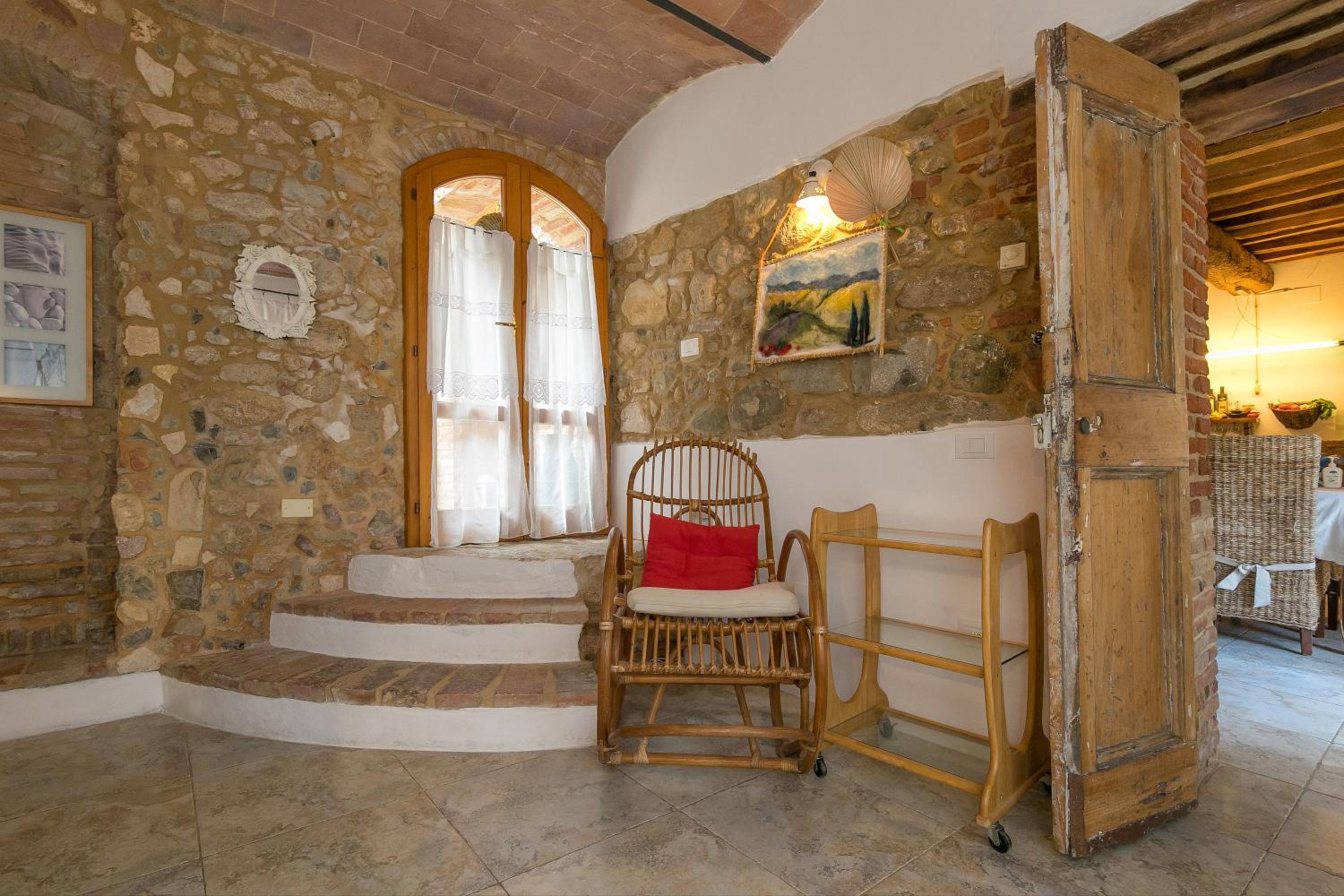 Superior One-Bedroom Apartment