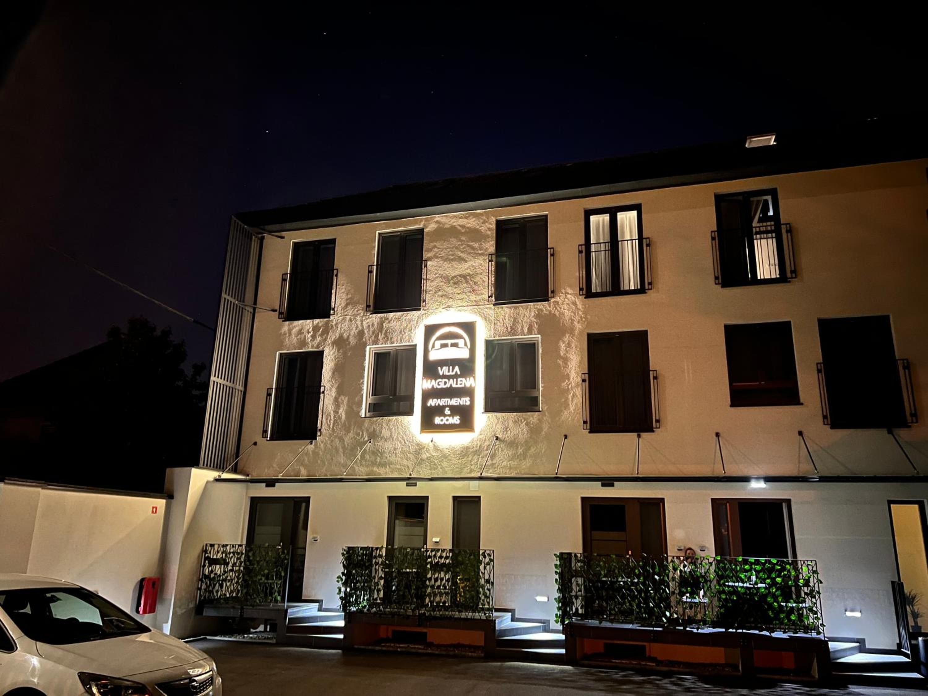 Duplex Double or Twin Room with French Balcony photo 3