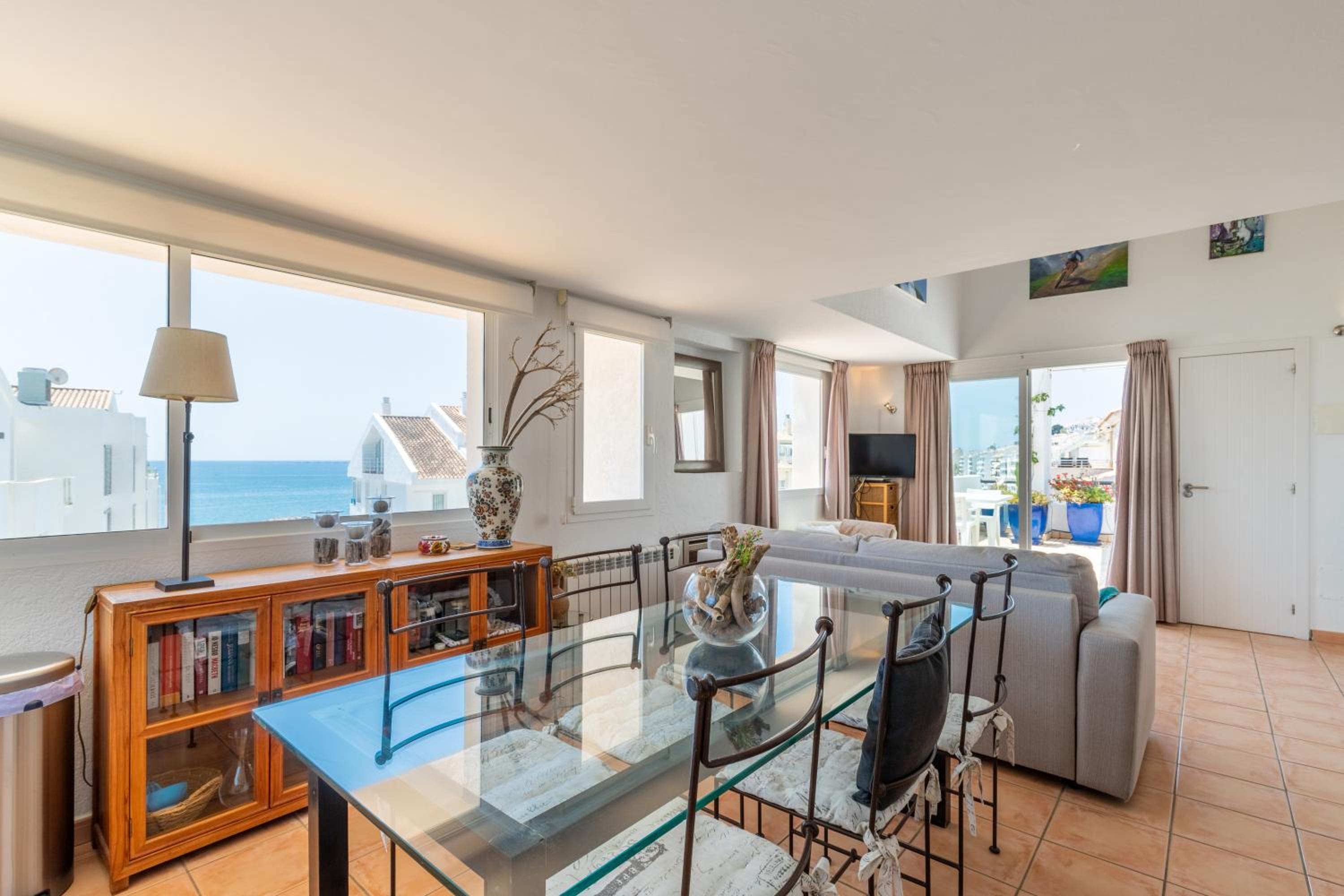 Superior Apartment with City View photo 2