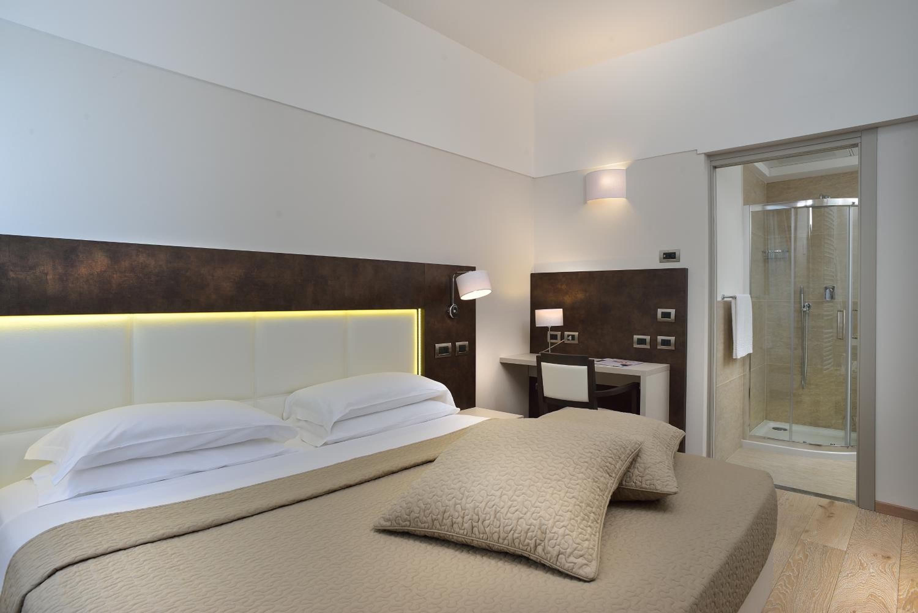 Junior Suite - Photo 6