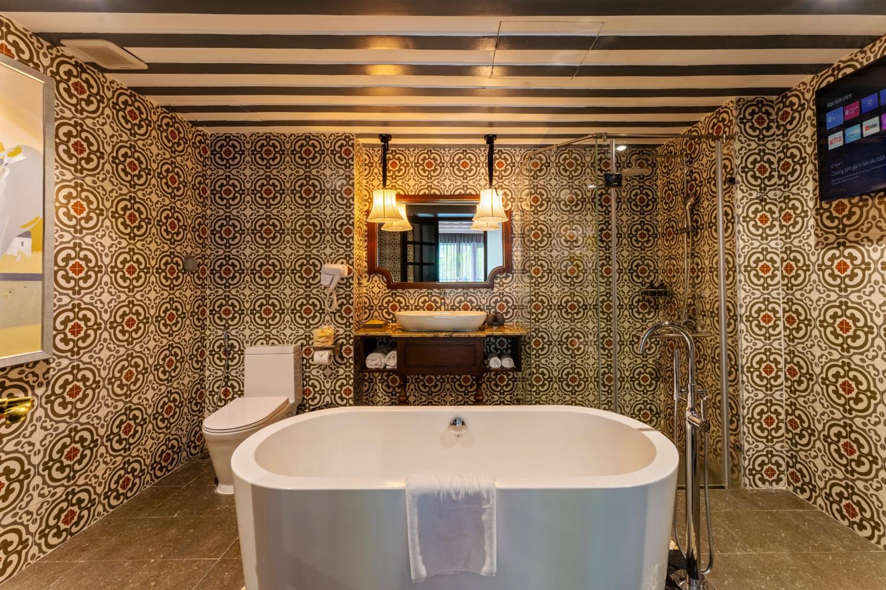 Premium Deluxe Room - Photo 8