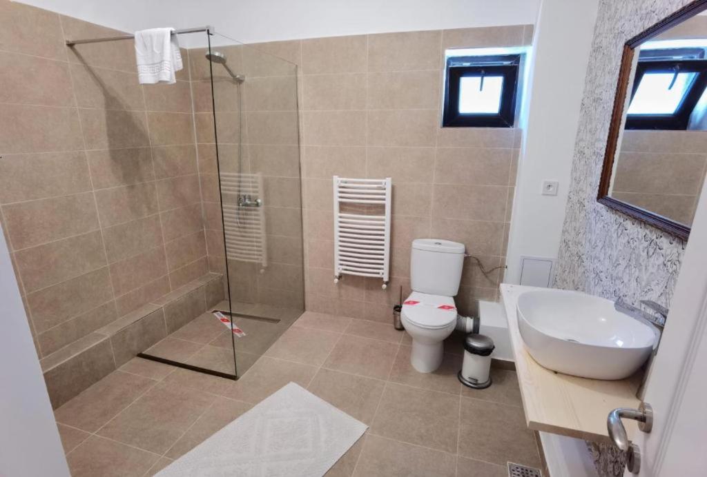 Deluxe Family Suite photo 2