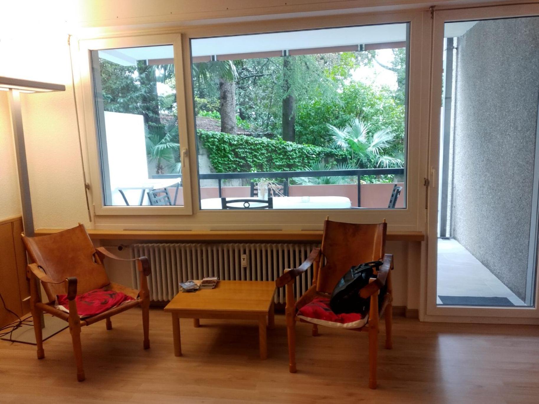One-Bedroom Apartment photo 3