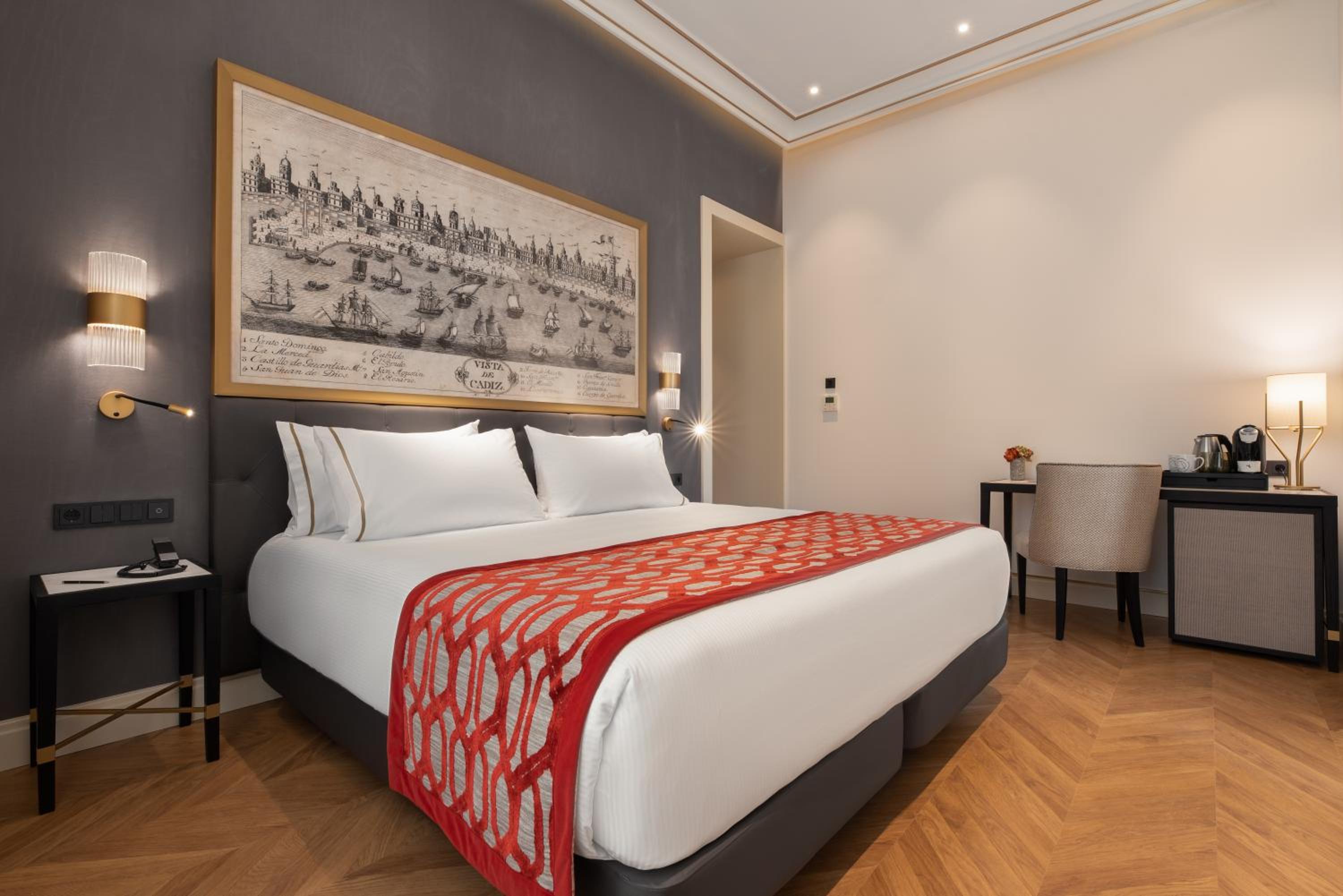 Double Room with Balcony - Photo 7