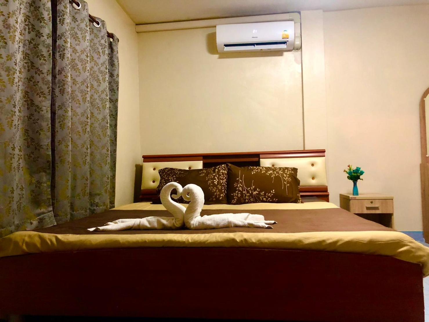 Budget Double Room photo 2
