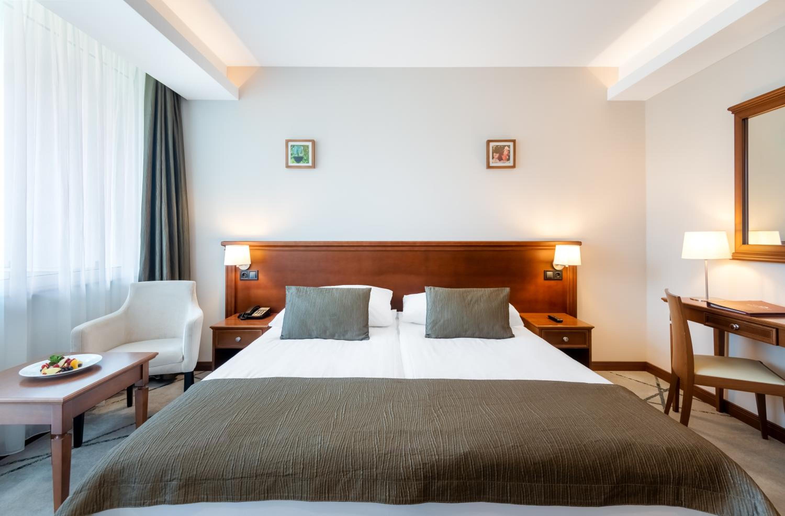 Double Room with Balcony photo 3