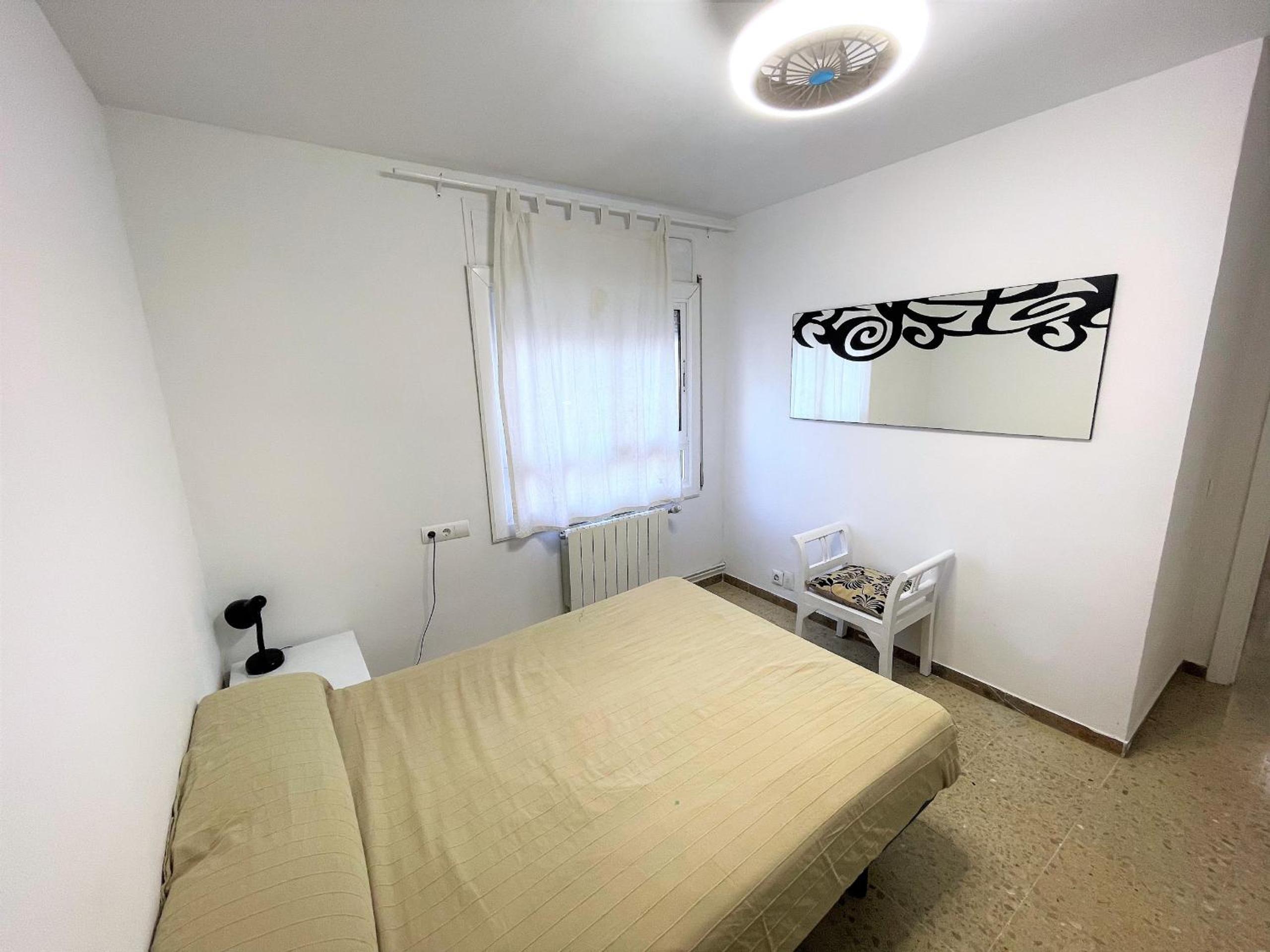 Apartment photo 2