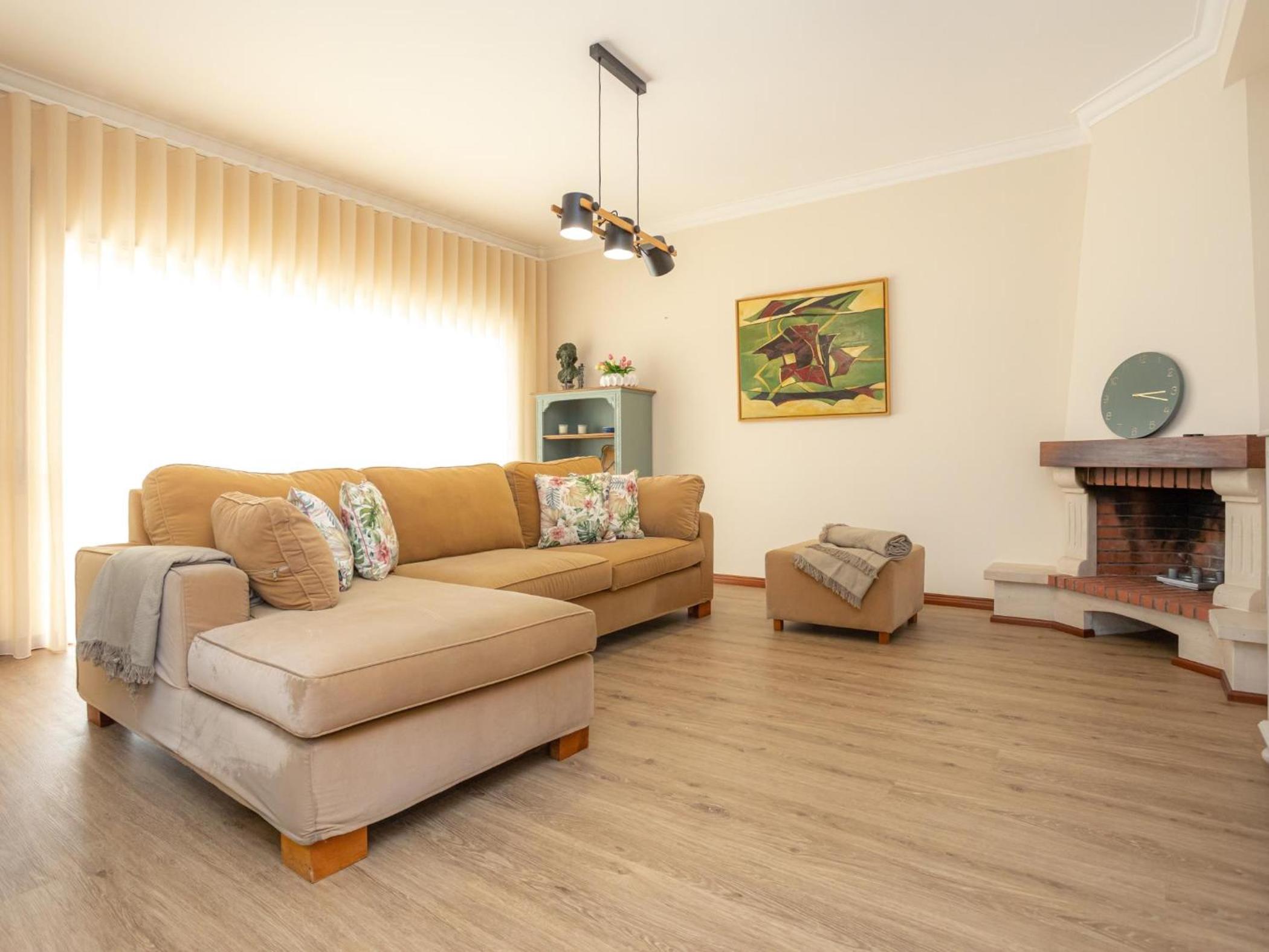 Apartment photo 1