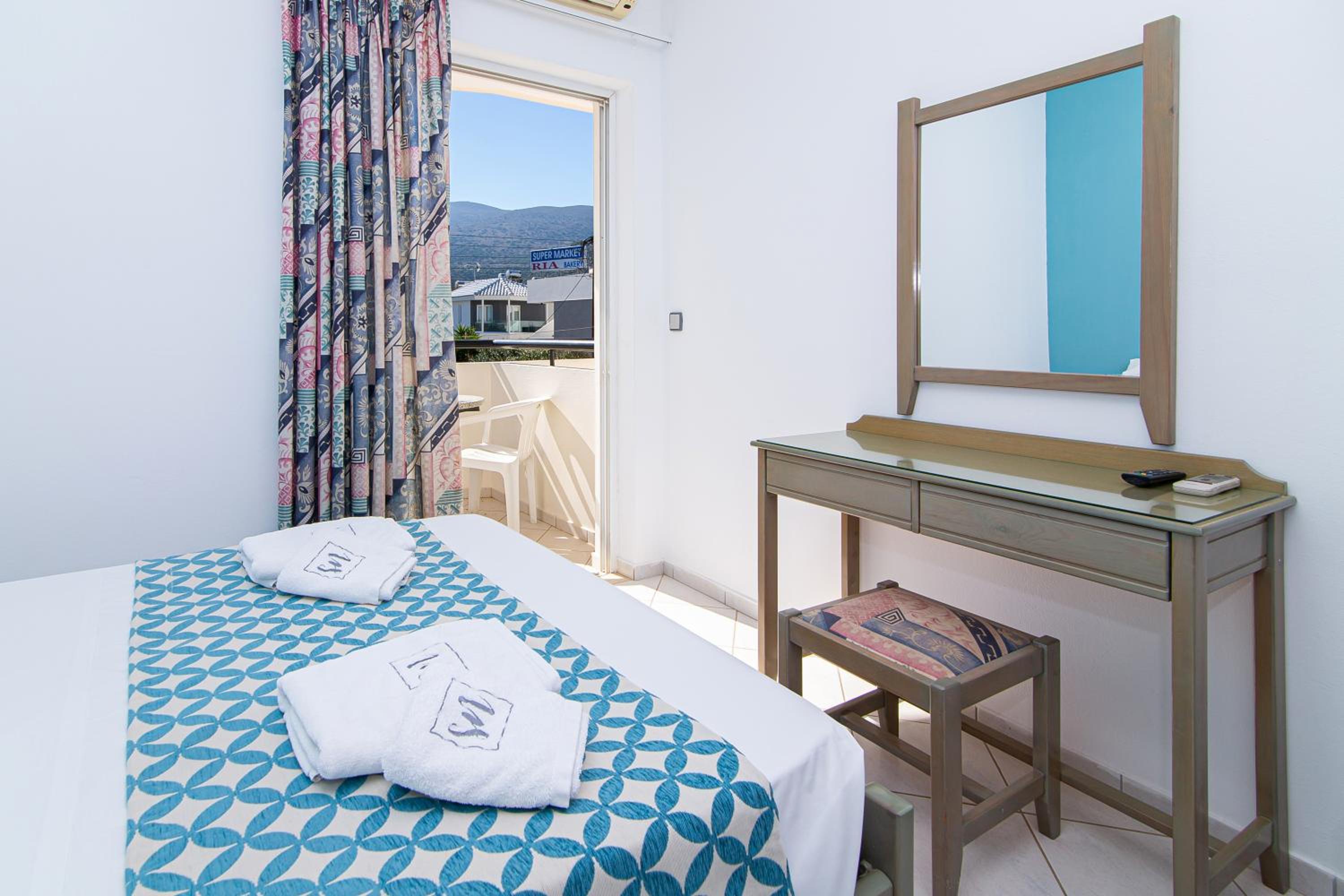 One-Bedroom Apartment (4 Adults) photo 1