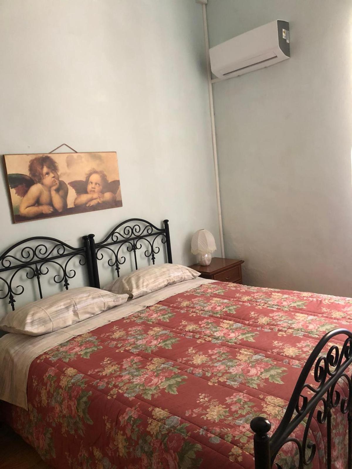 Double Room - Photo 12