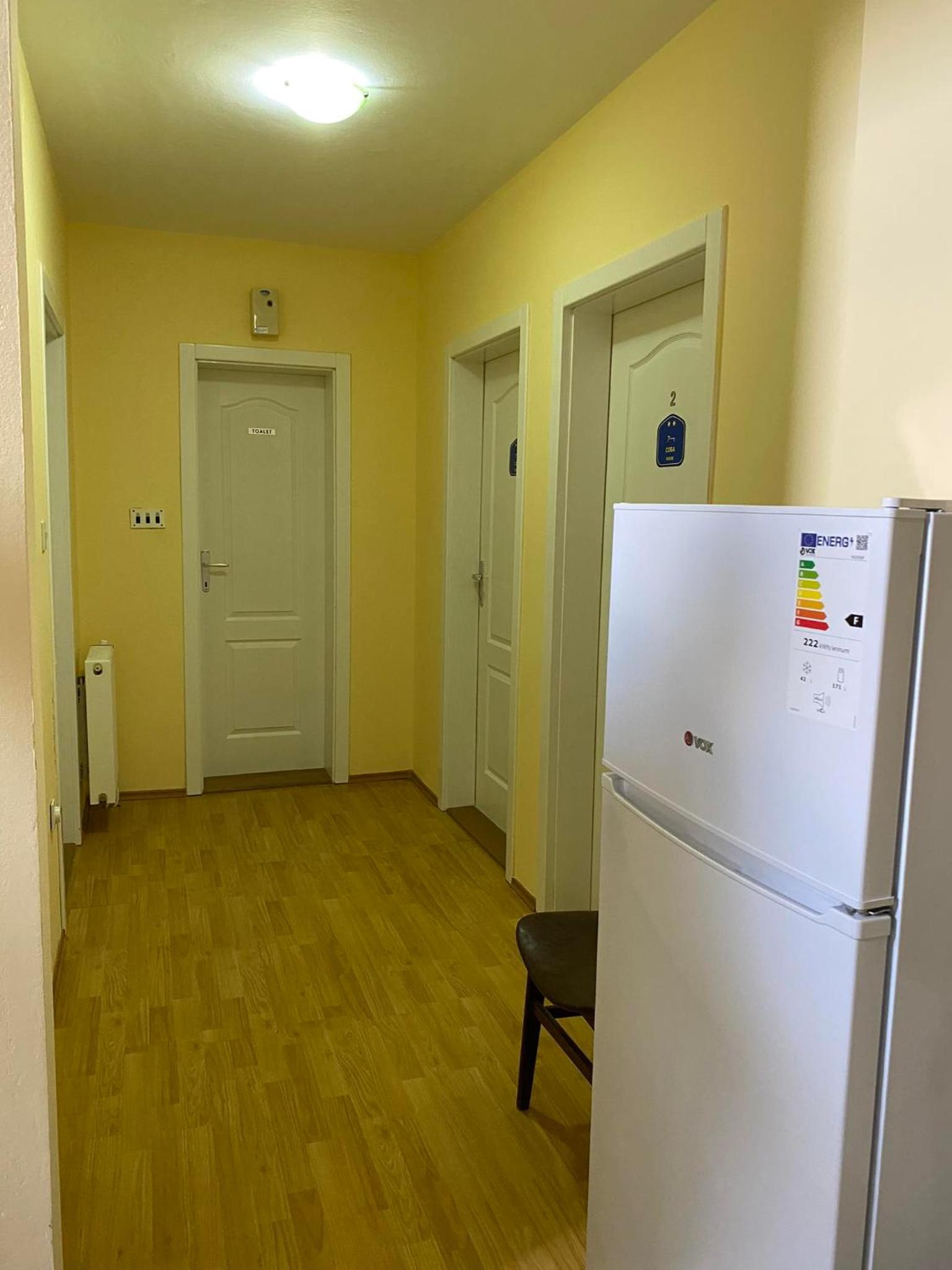 Triple Room with Shared Bathroom photo 3