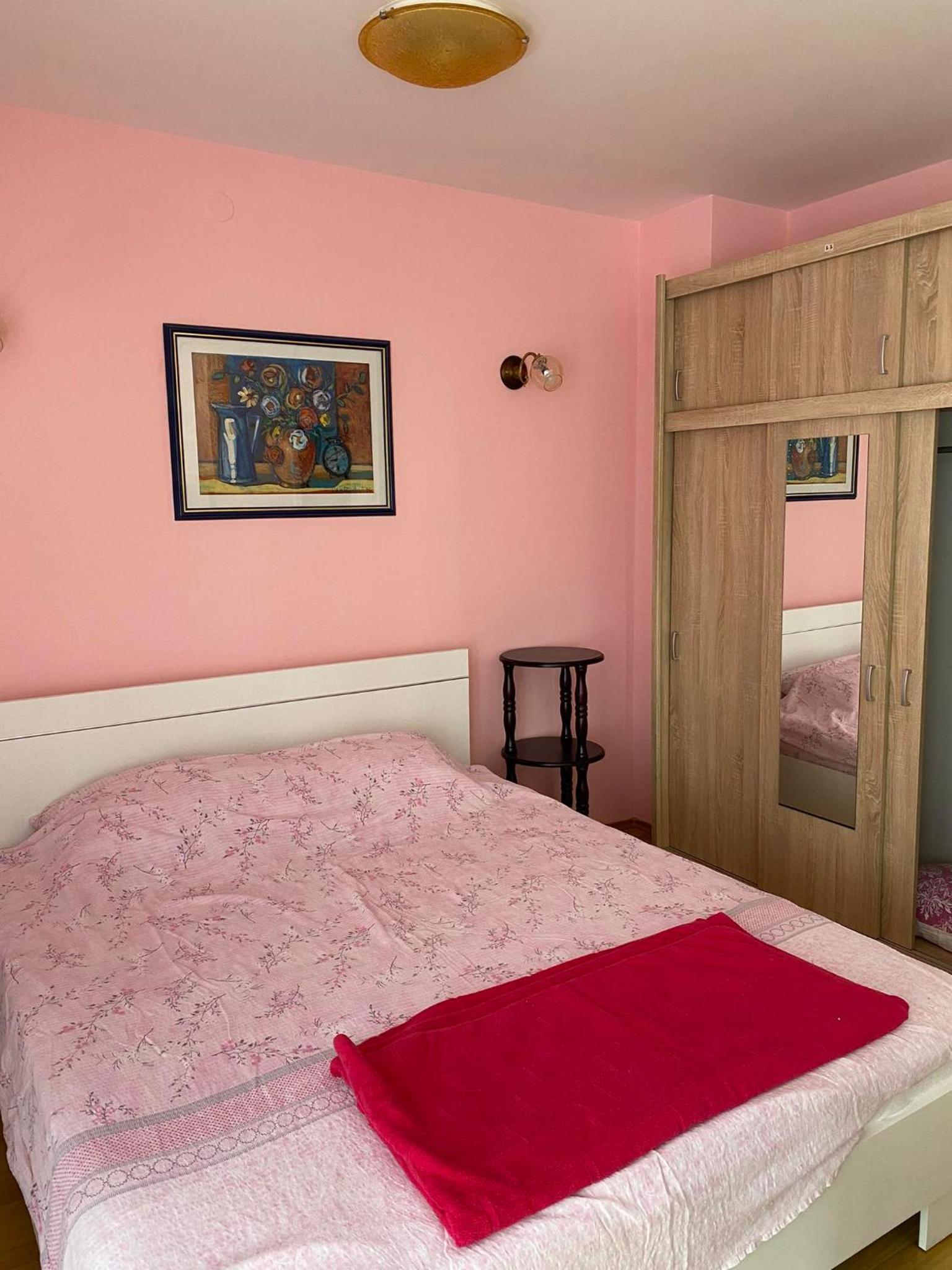 Studio Apartment photo 3