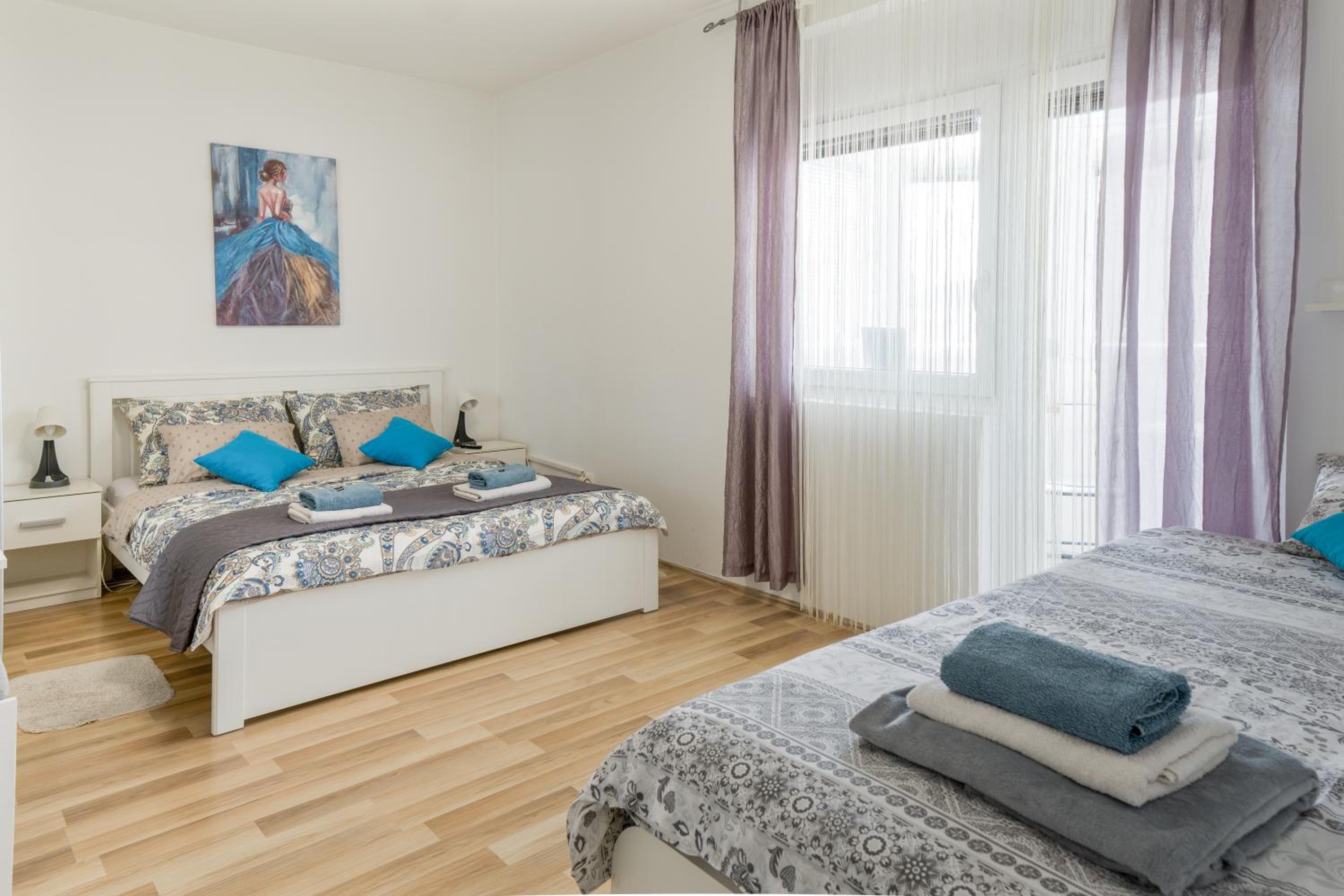 One-Bedroom Apartment - Photo 18