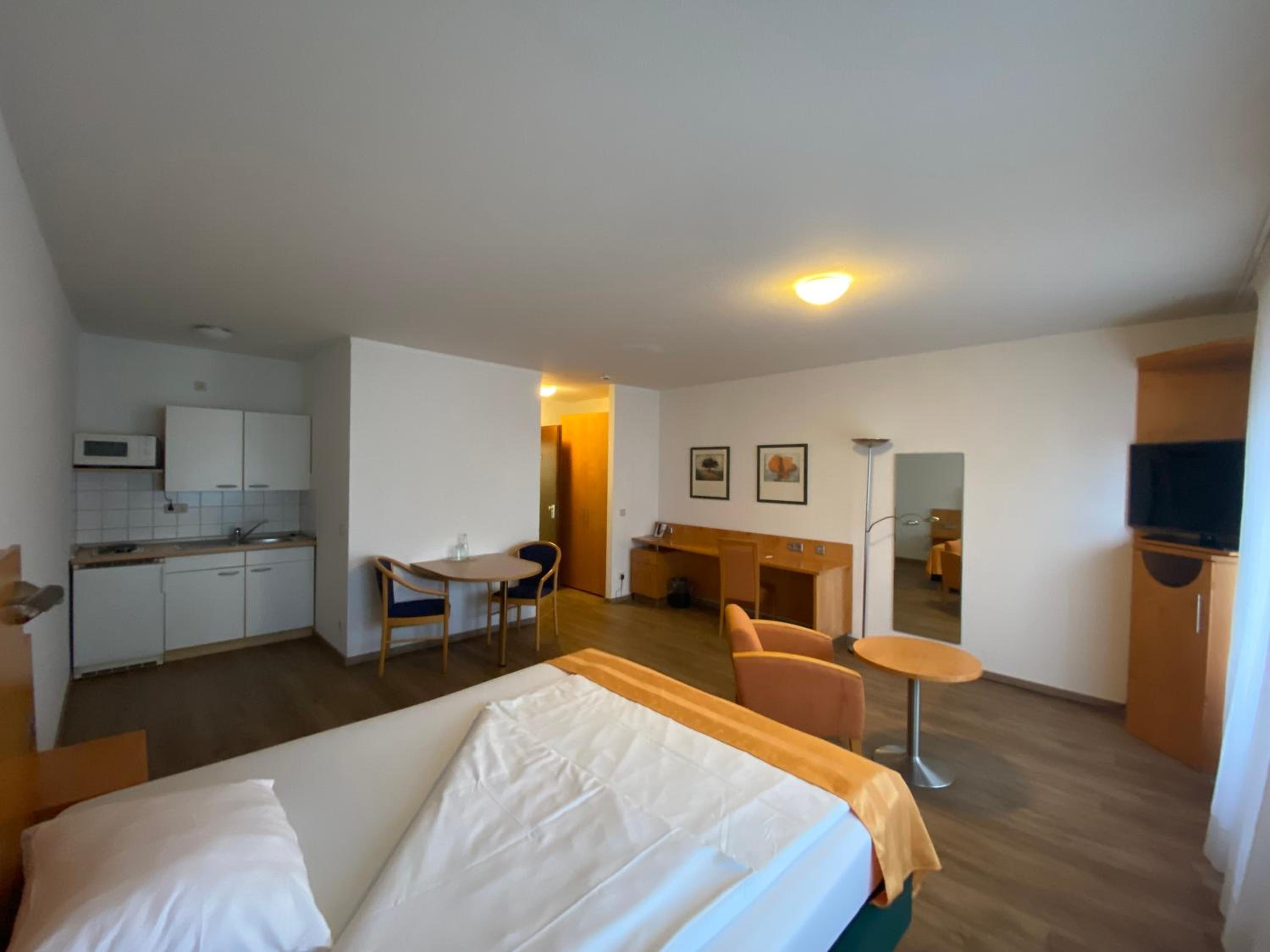 Comfort Apartment Double Bed - Photo 4
