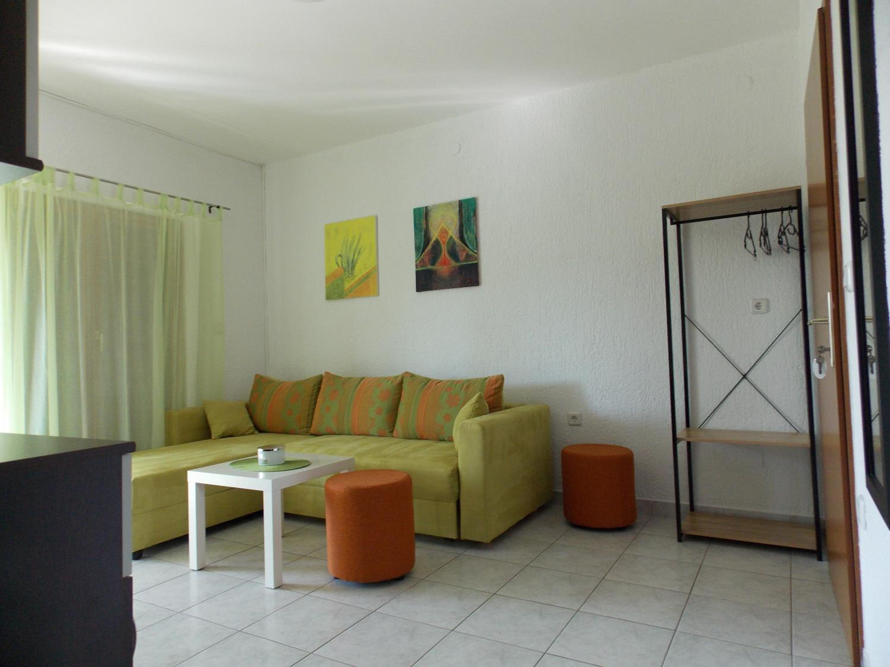 Apartment photo 1