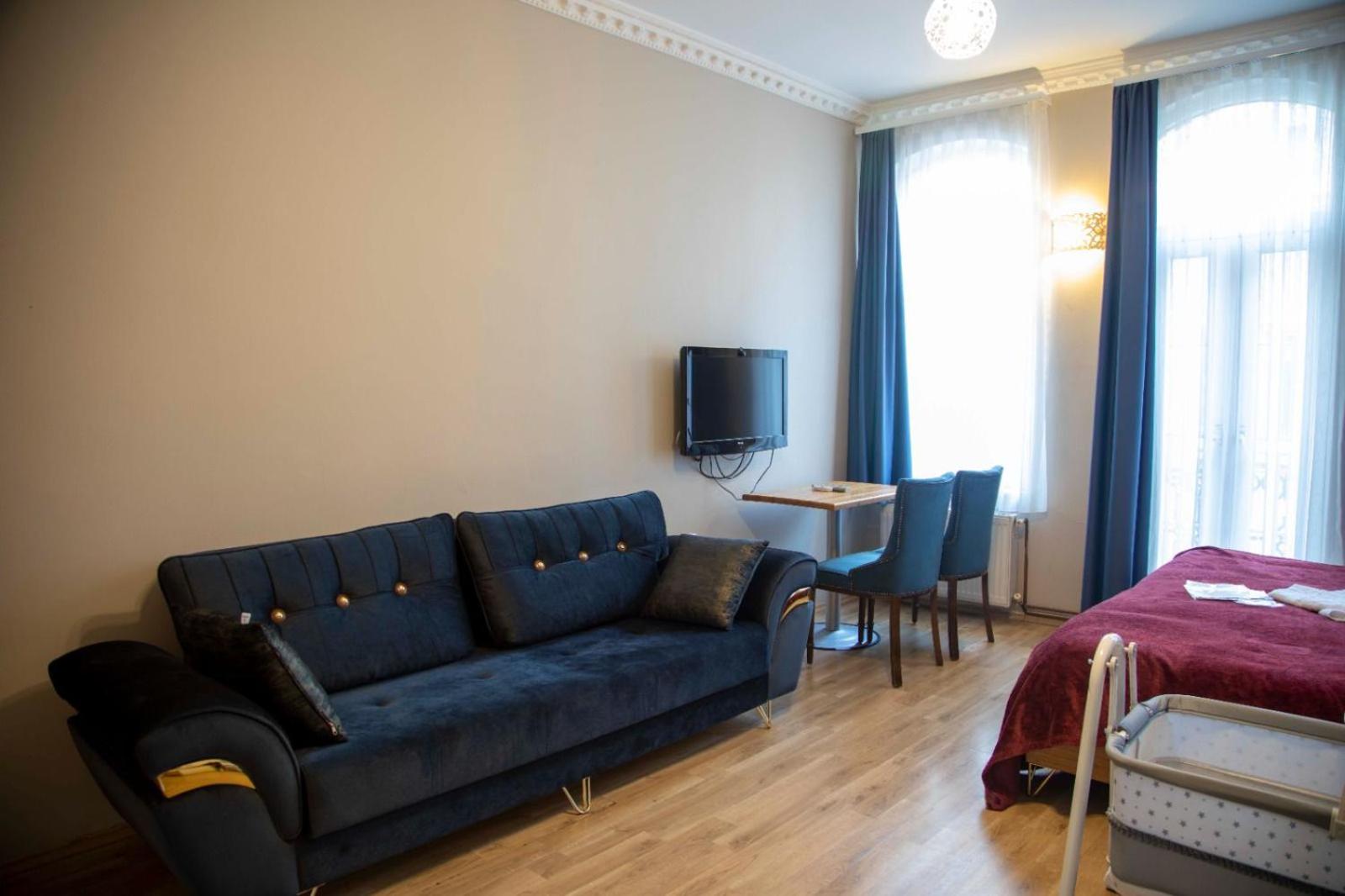 Deluxe Double Room With Balcony photo 1