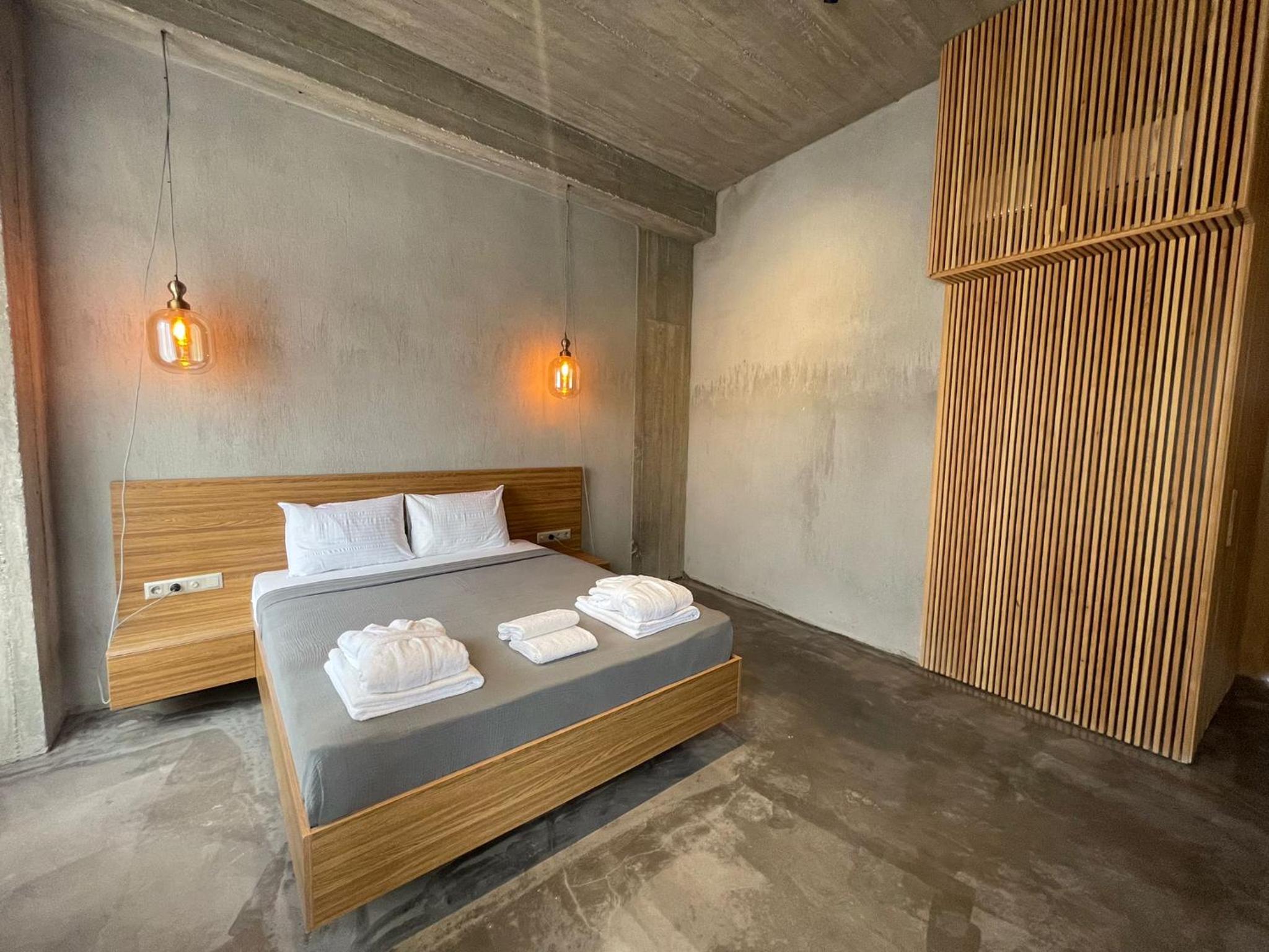 Deluxe Room - Photo 3