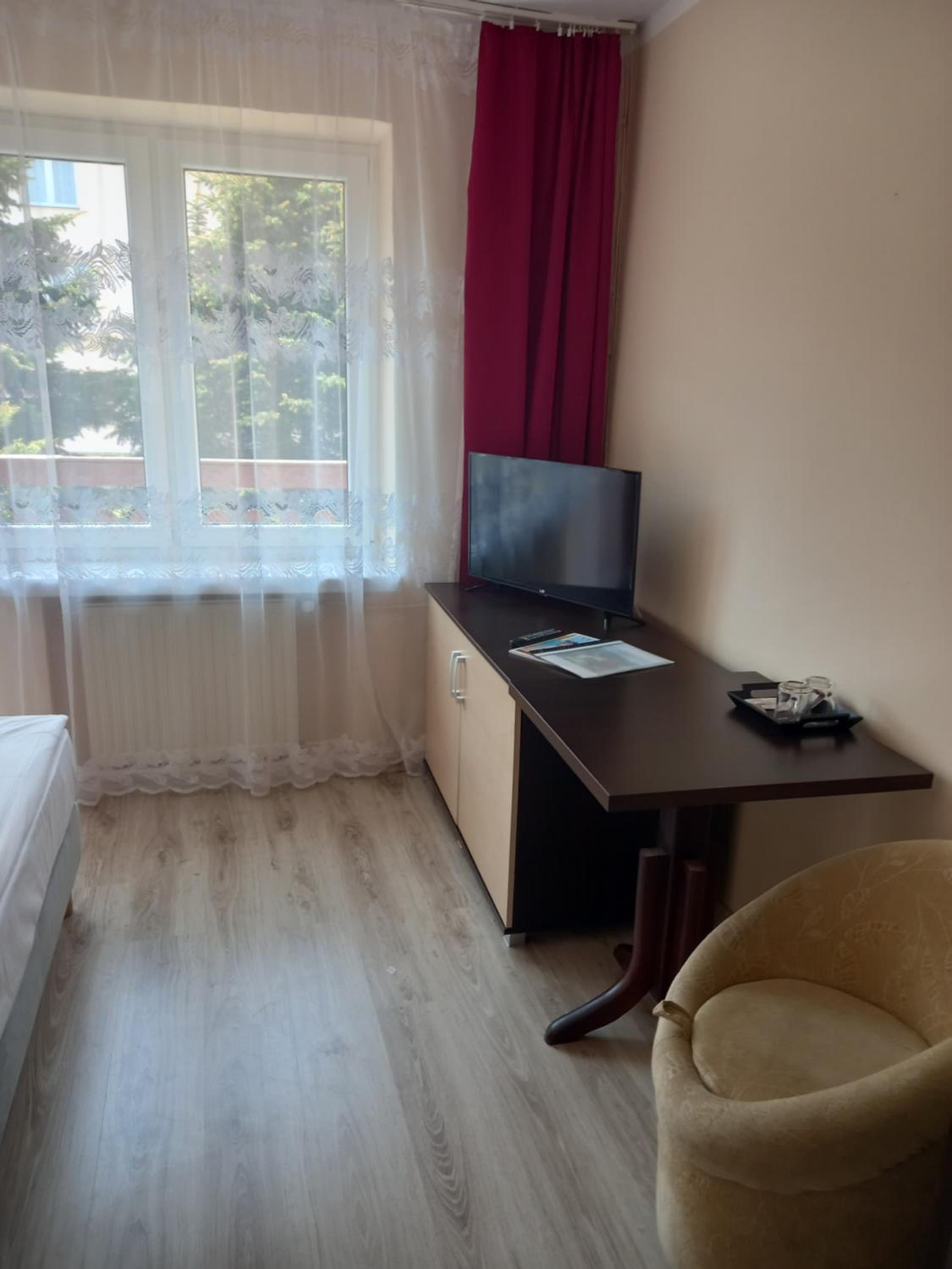 Double Room - Photo 11
