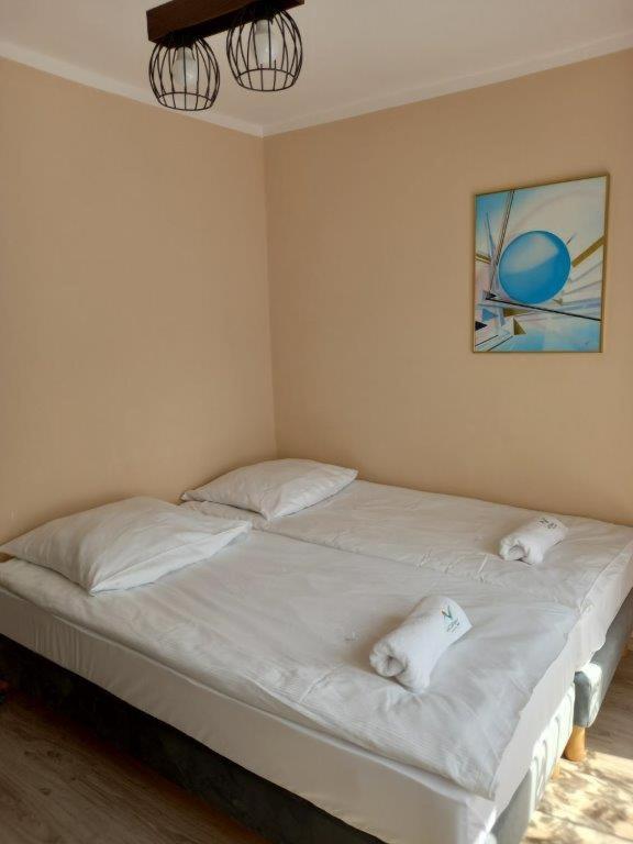 Double Room - Photo 5