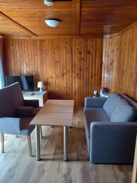 Apartment with Balcony - Photo 13