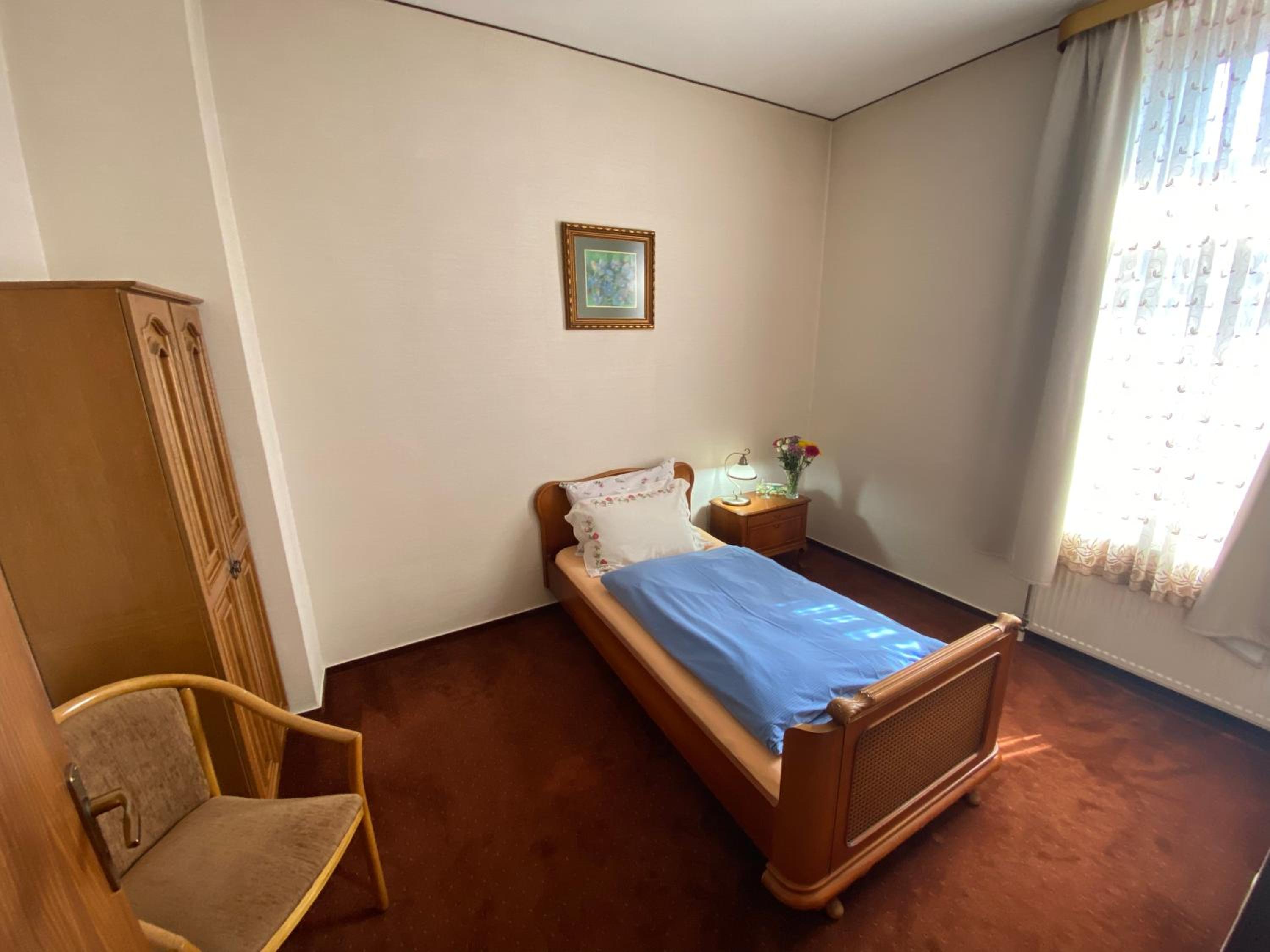 Single Room photo 2