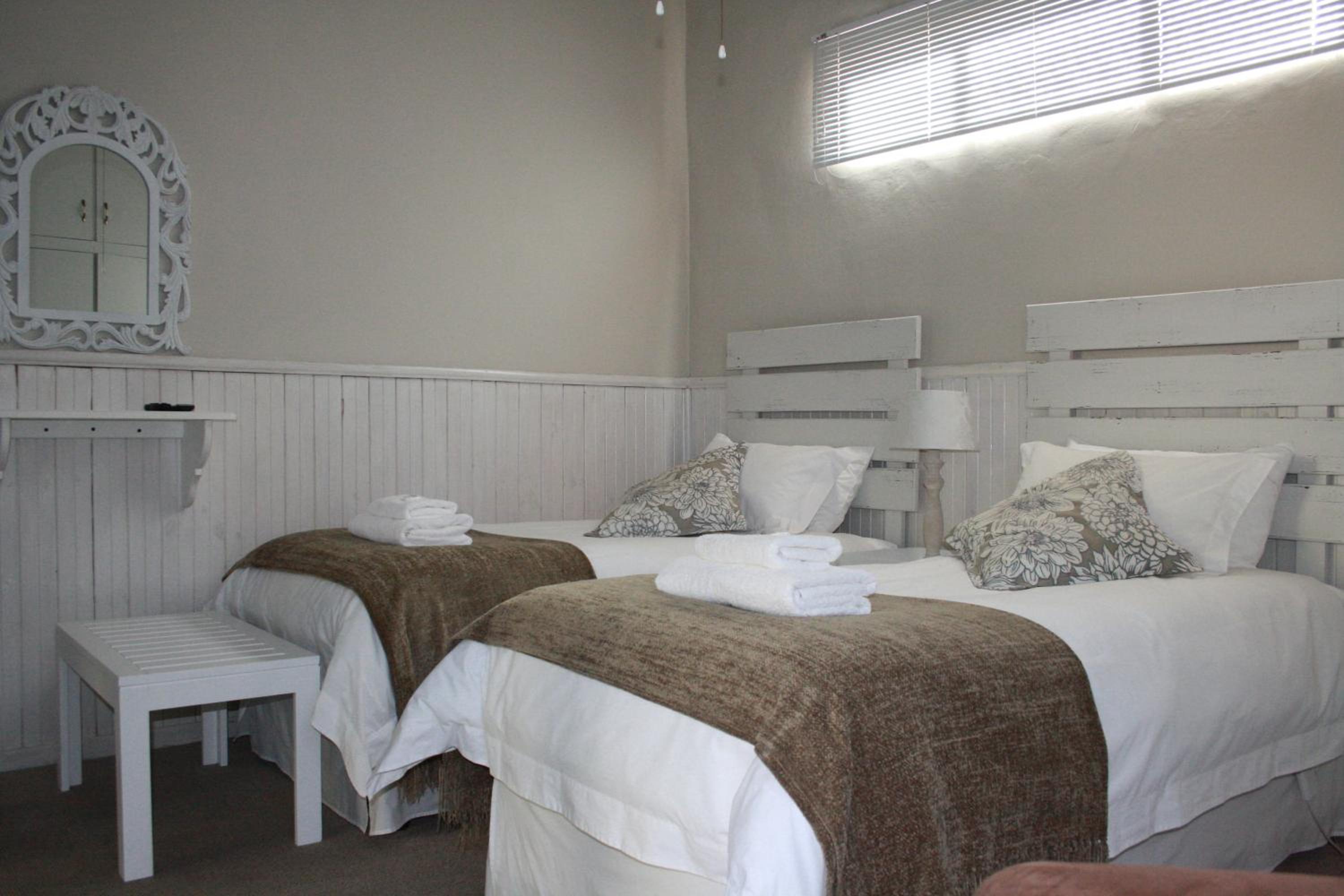 Deluxe Double Or Twin Room With Garden View photo 3