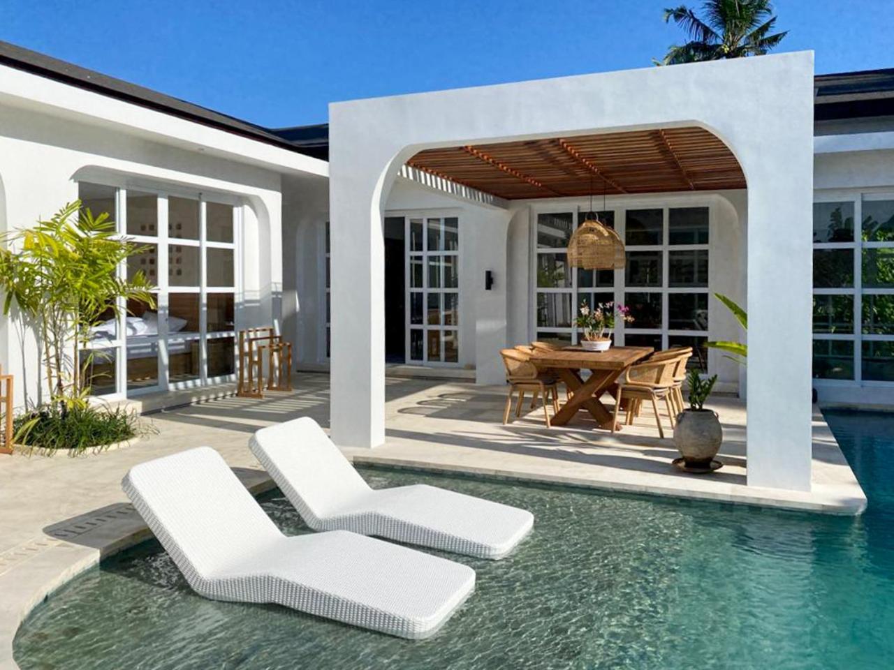 Three-Bedroom Villa - Photo 49