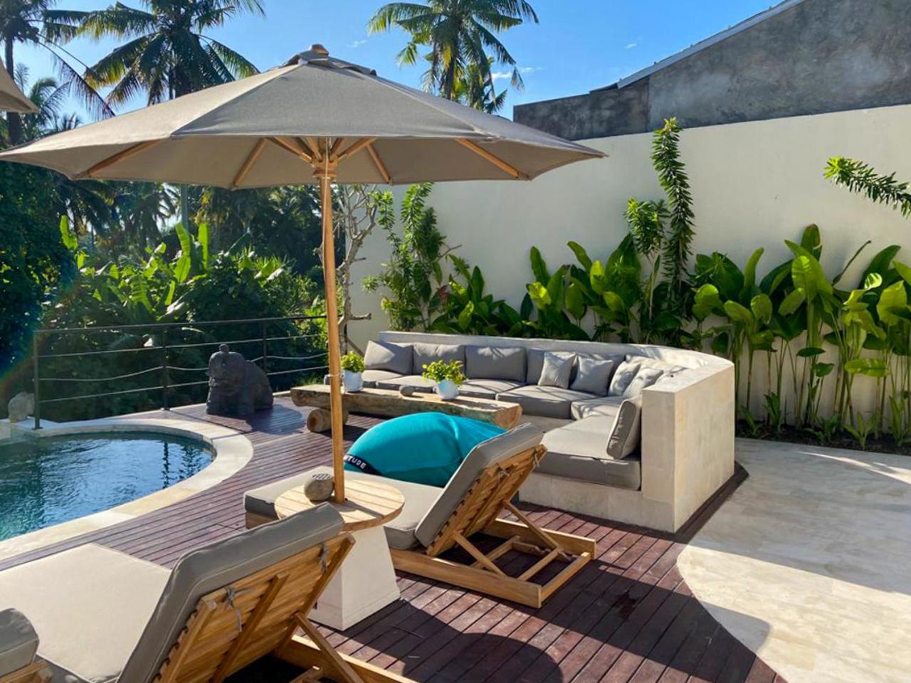 Three-Bedroom Villa - Photo 47
