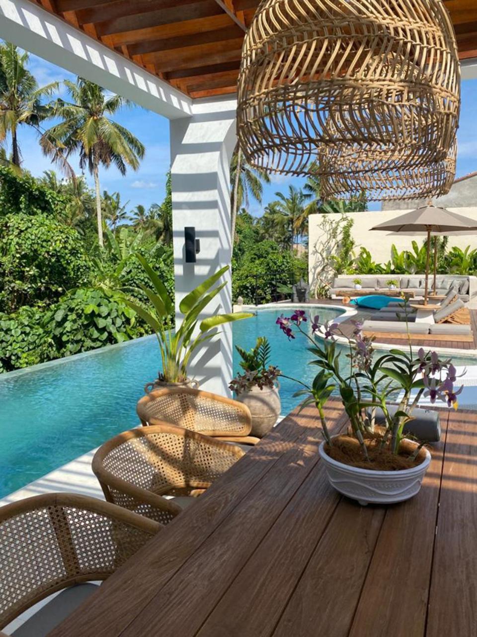 Three-Bedroom Villa - Photo 11