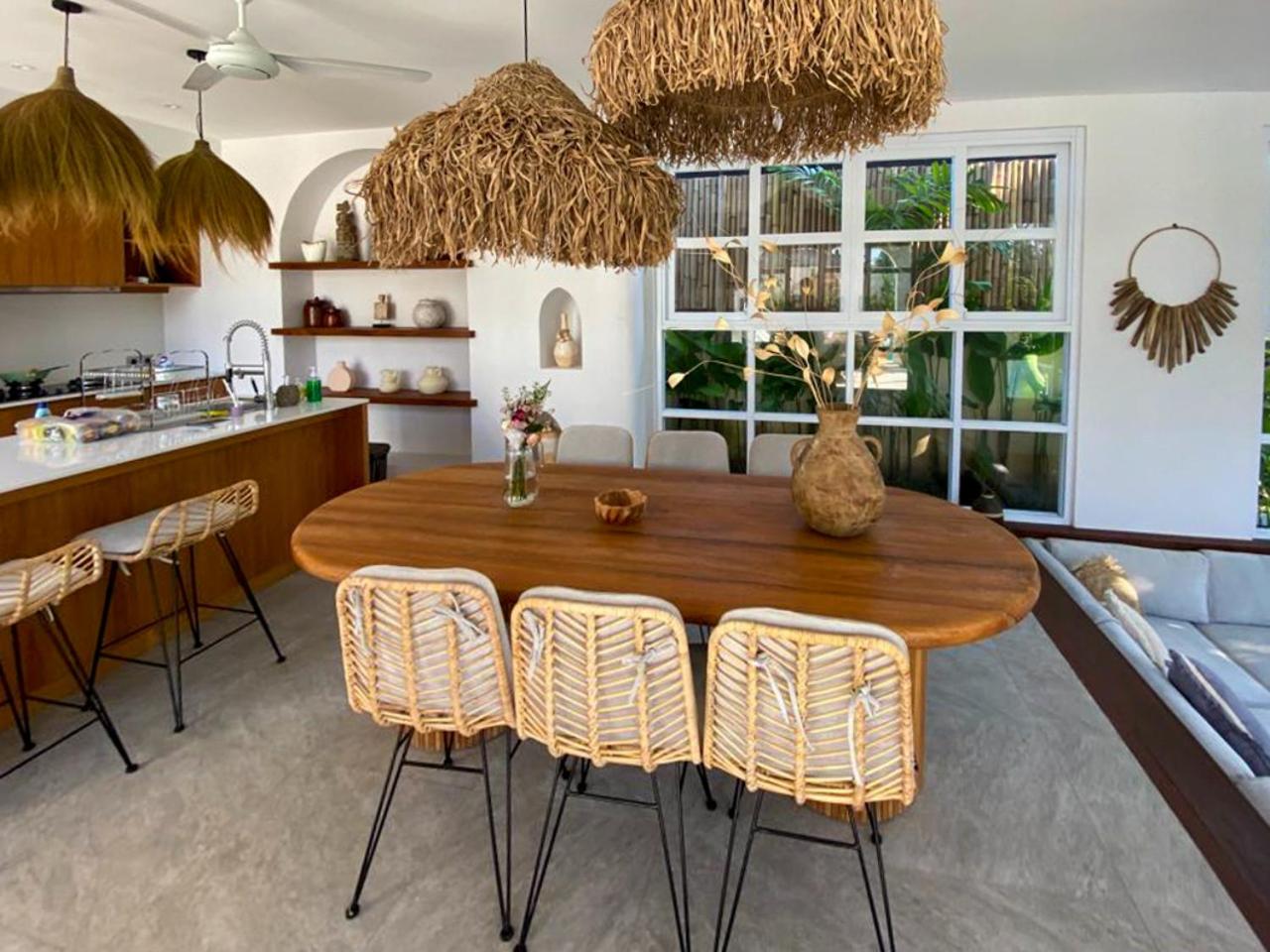 Three-Bedroom Villa - Photo 9