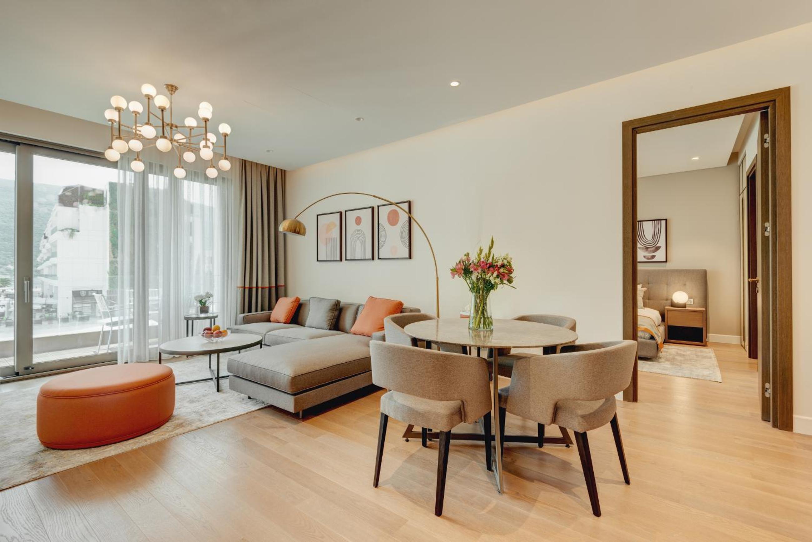 1 Bedroom - Mimosa Suite